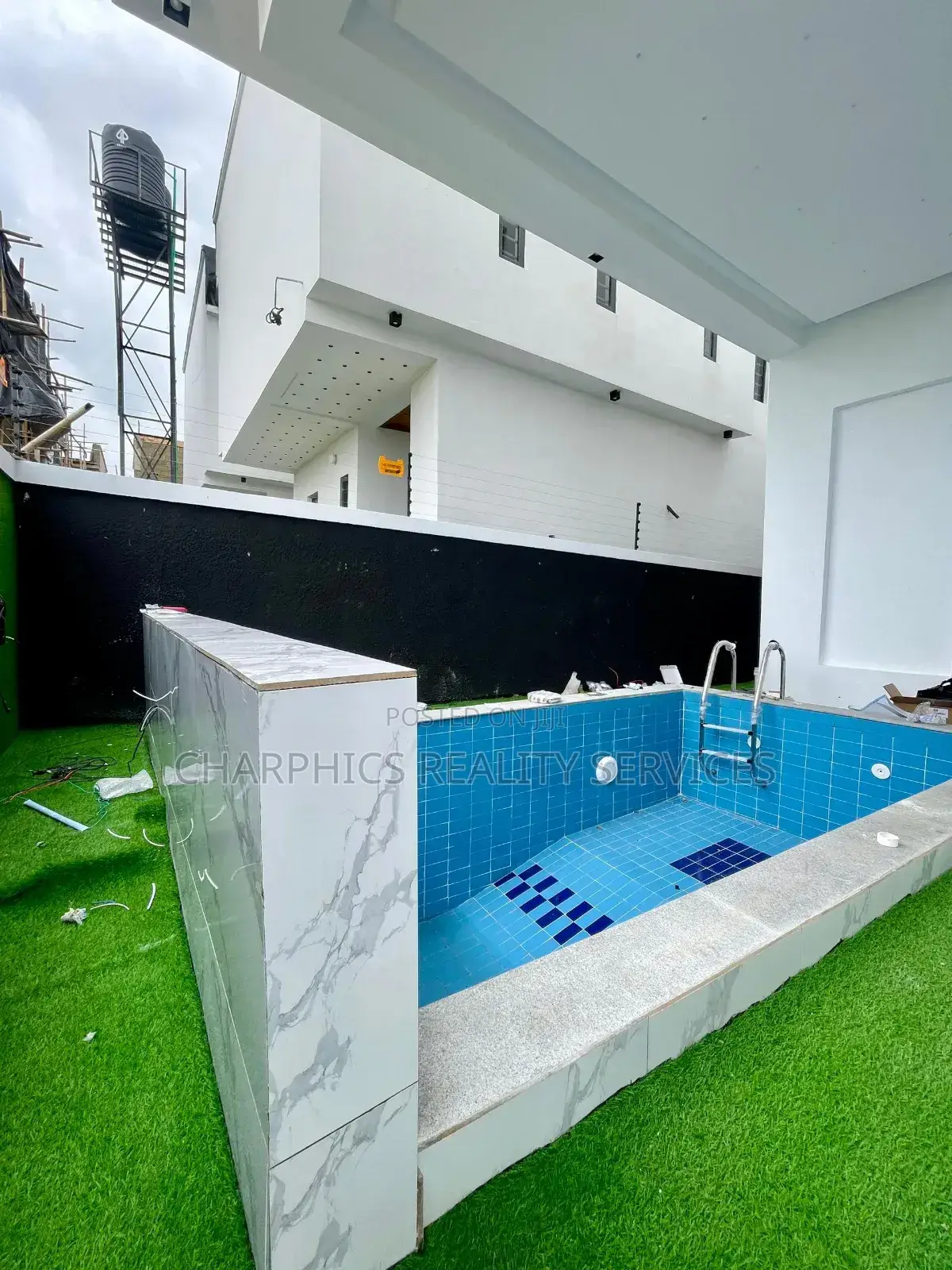 5bdrm Duplex in Ajah for sale in Ajah