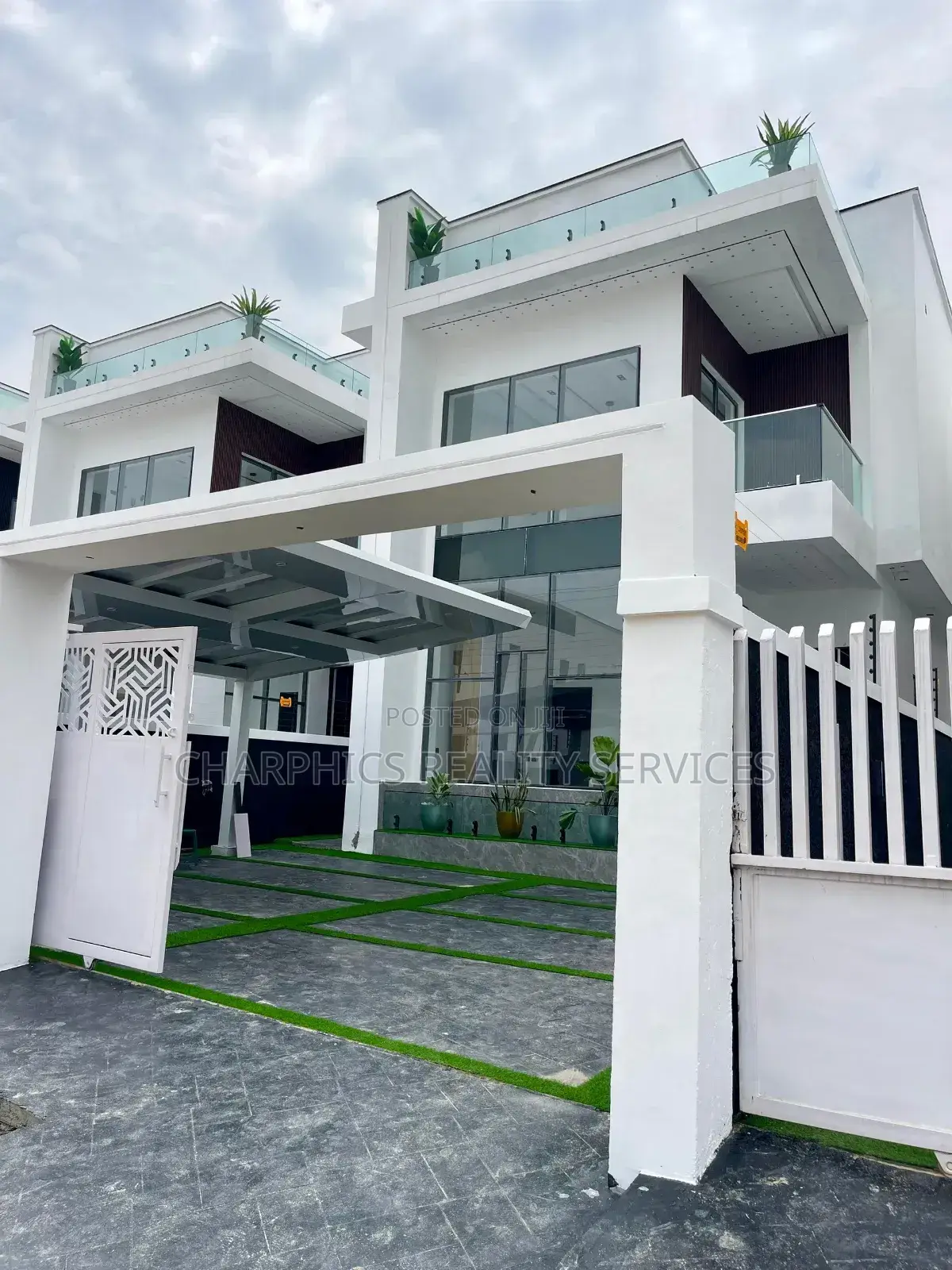5bdrm Duplex in Ajah for sale in Ajah