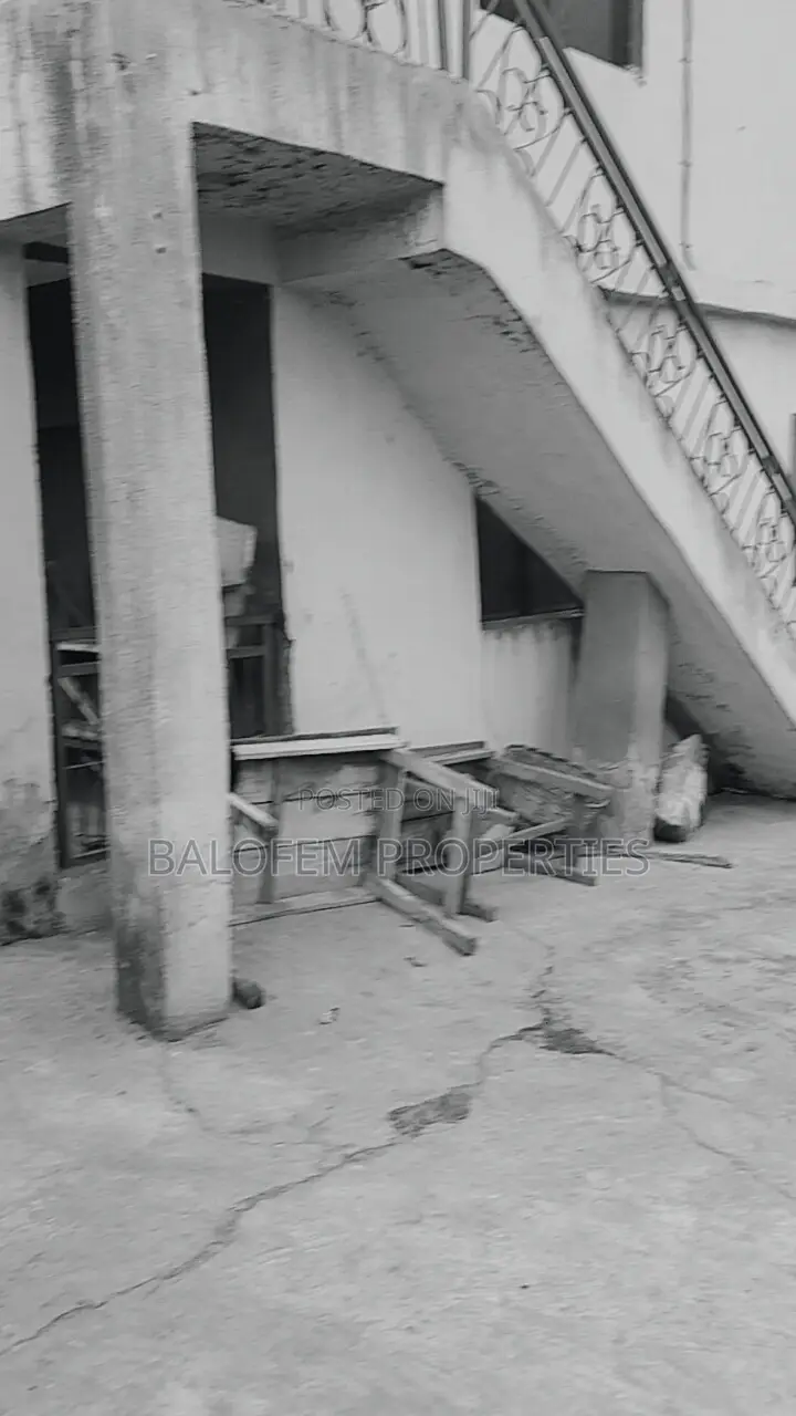 Furnished 20bdrm House in Balofem Properties &, Abeokuta North in Abeokuta North
