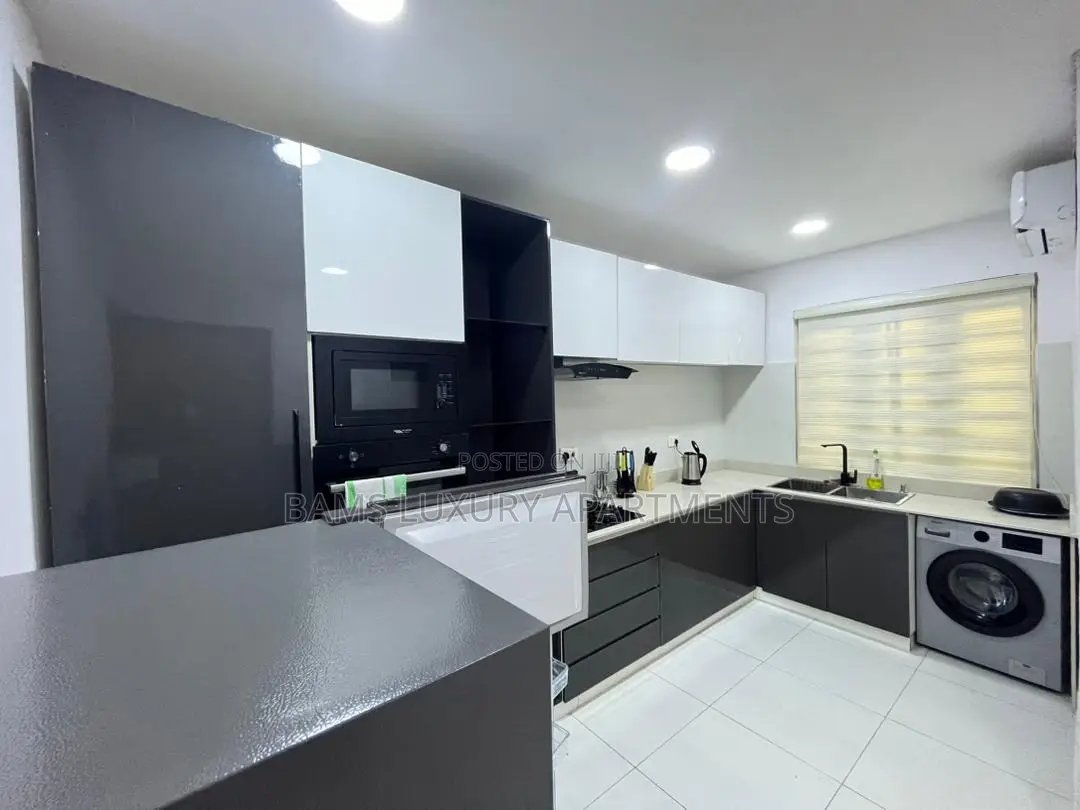 Sumptuous Four Beds in Lekki Phase 1