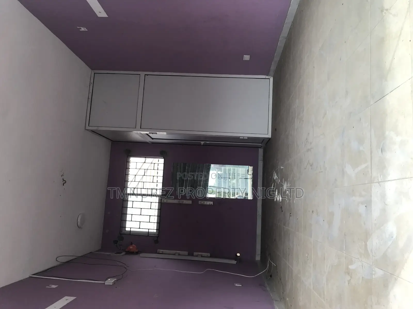 SHOP Very Standard in a Busy Area Igbo Efon Lekki for Sale in Lekki