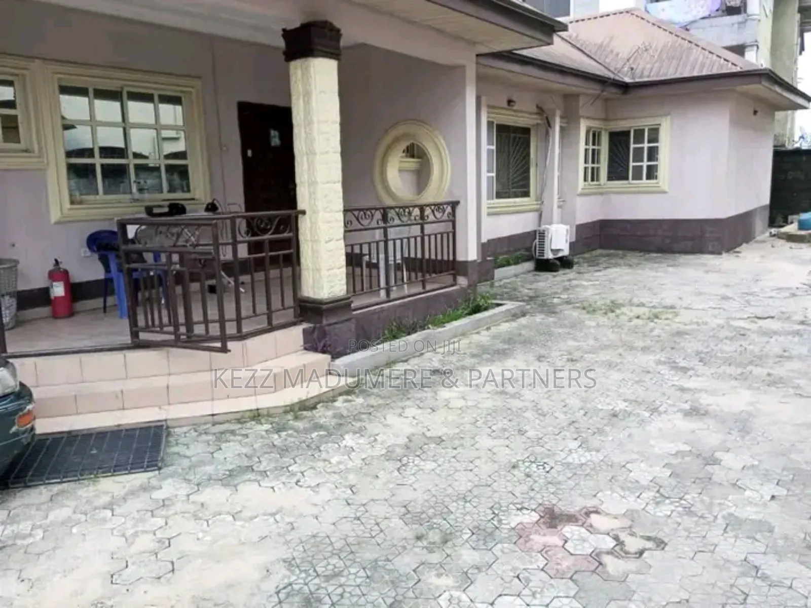 5bdrm Bungalow in Elelenwo , Port for sale in Port-Harcourt