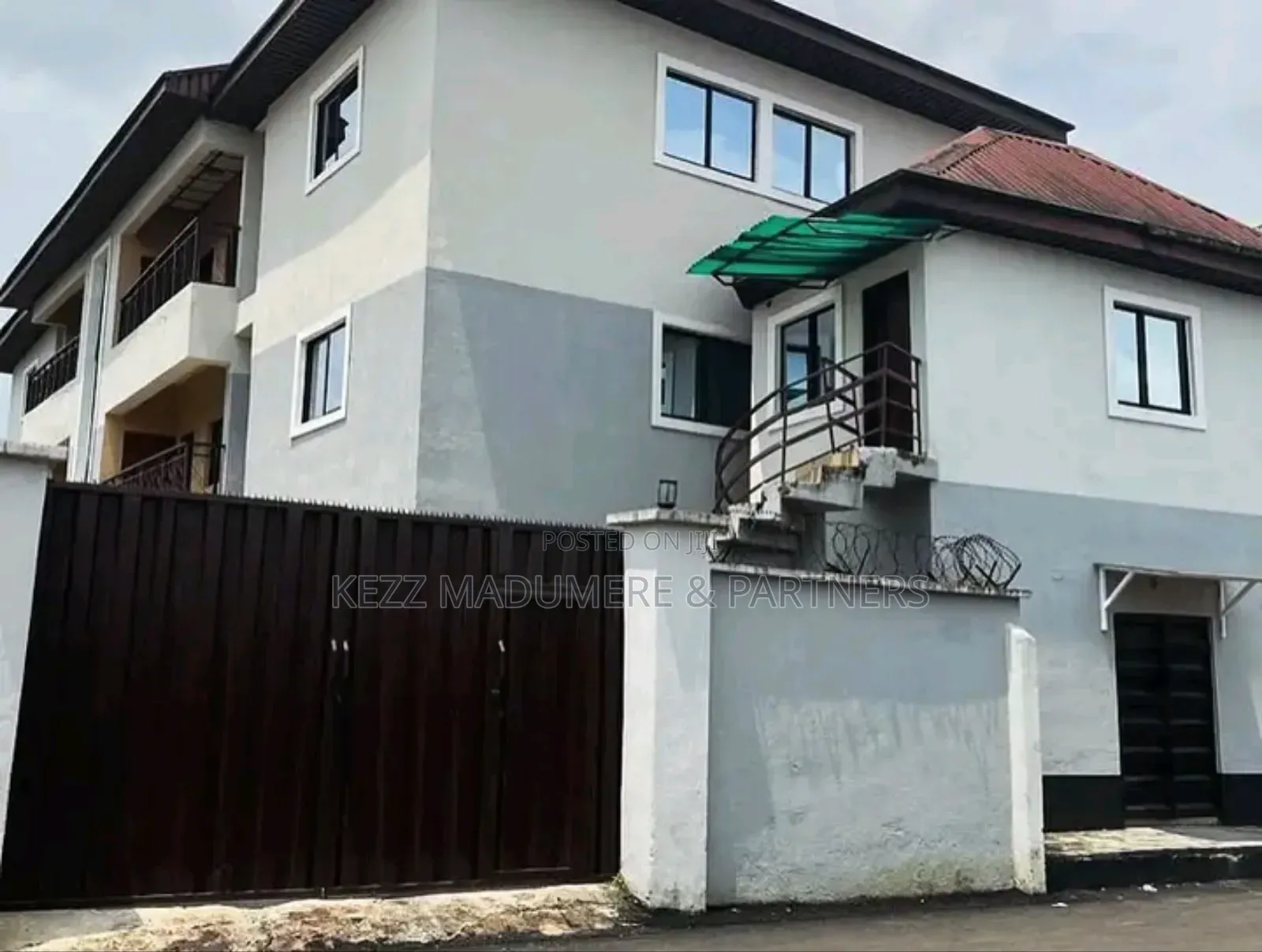 6bdrm Block of Flats in Within Wimpy, Port-Harcourt for sale in Port-Harcourt