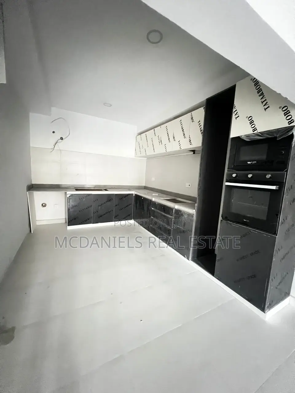 2bdrm Apartment in Lekki Phase 1 for sale in Lekki Phase 1