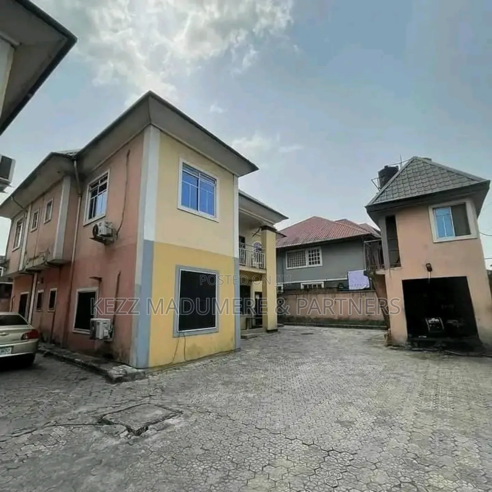 9bdrm Block of Flats in New Gra , Port for sale in Port-Harcourt
