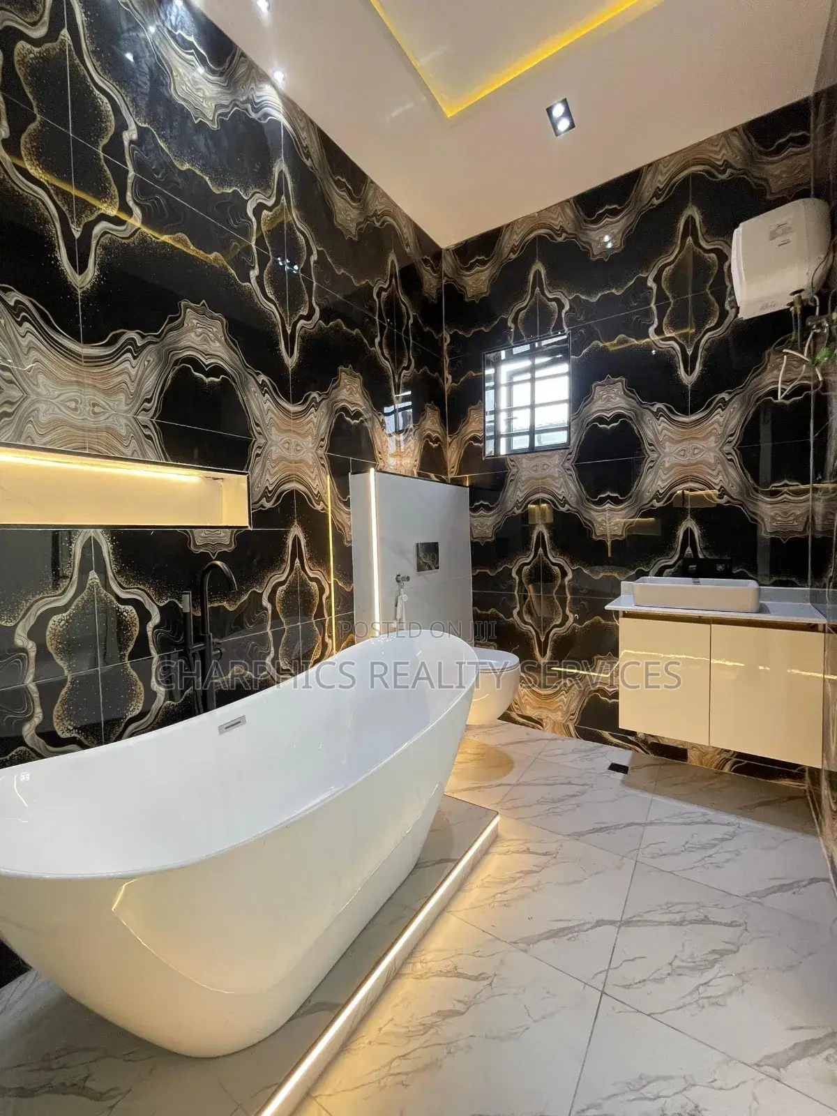 5bdrm Duplex in Ajah for sale in Ajah