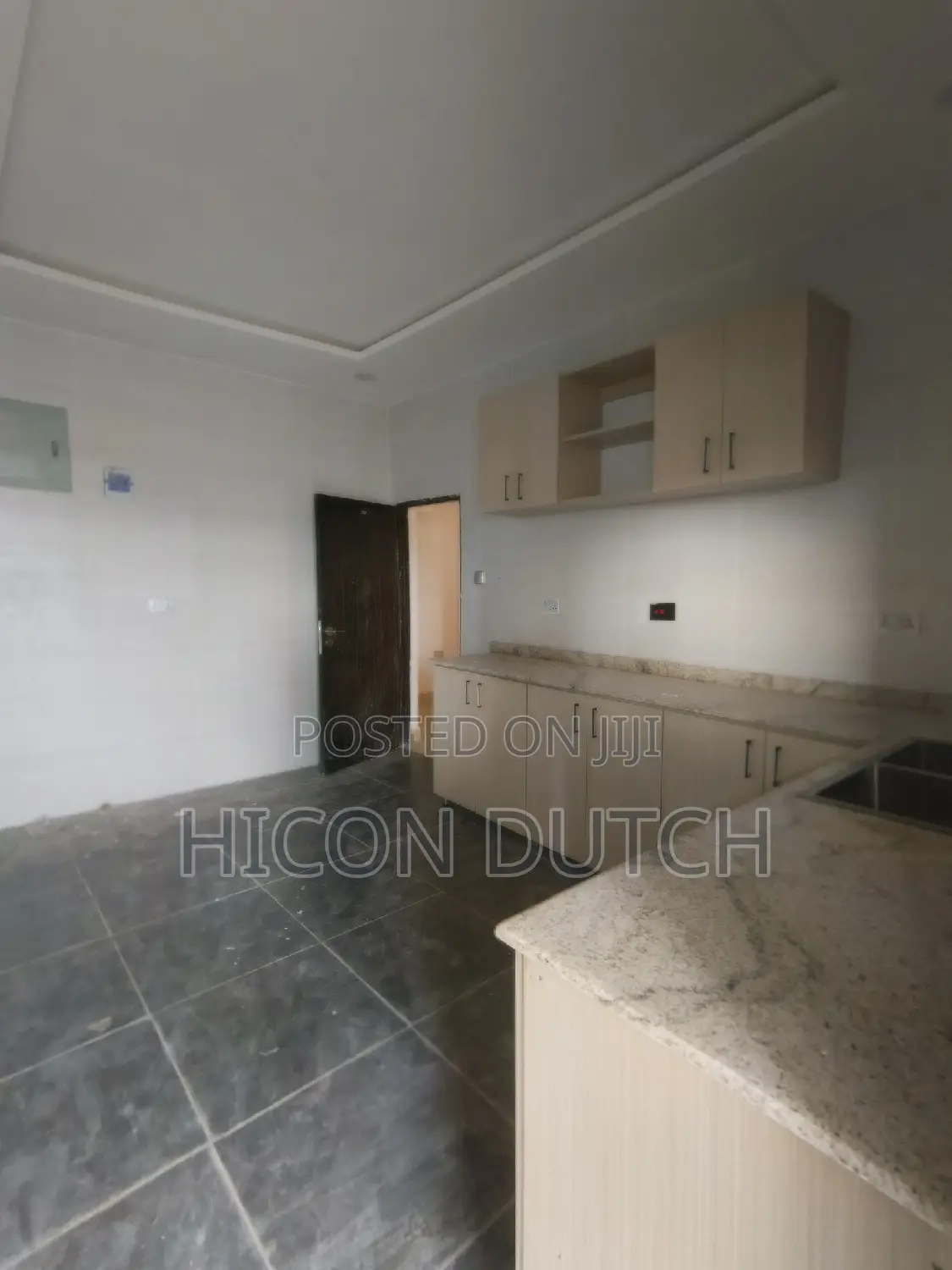 2bdrm Block of Flats in Before Paradise, Life Camp for rent in Life Camp