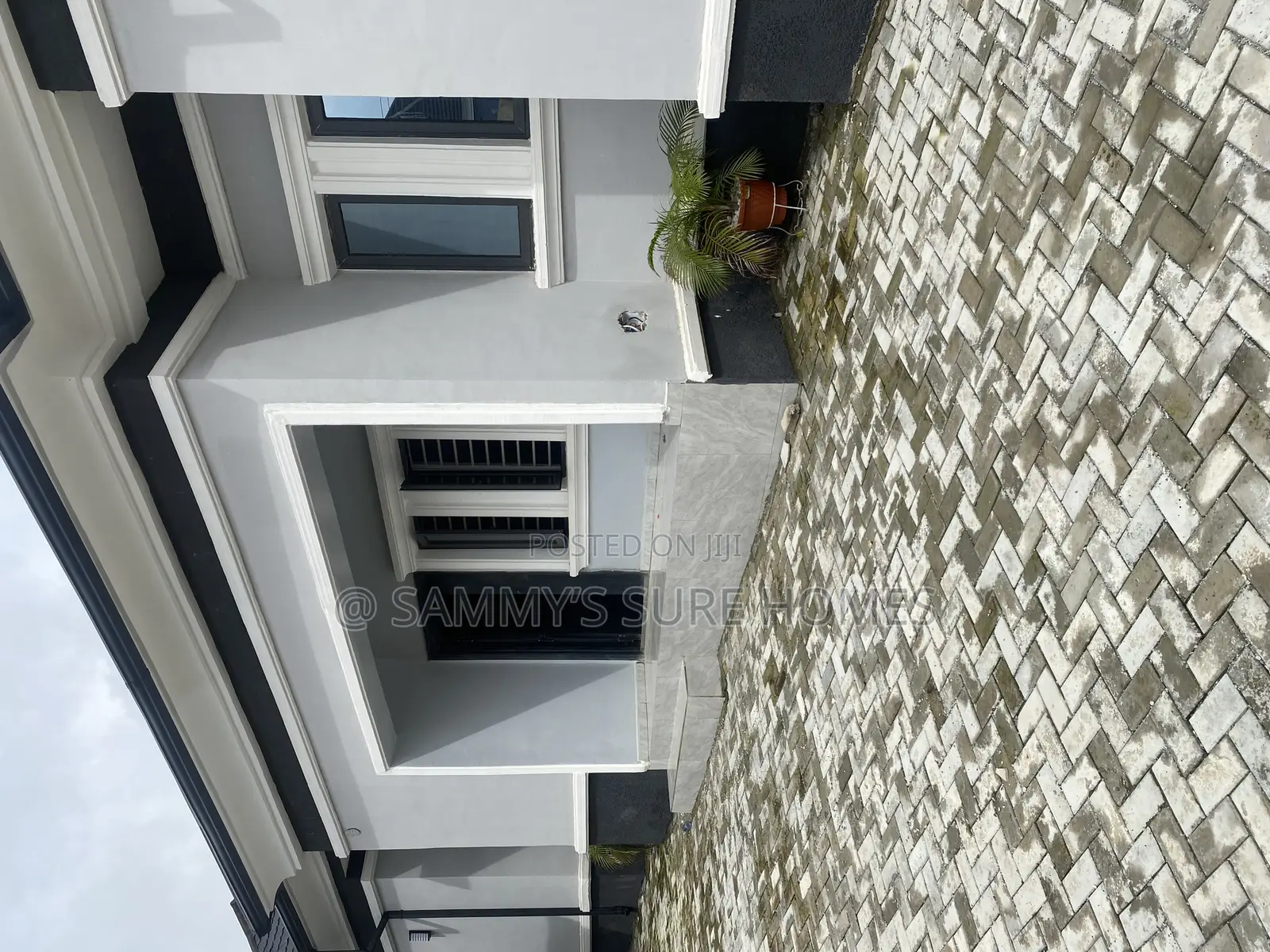 3bdrm Bungalow in Queen’S Estate, Gwarinpa for sale in Gwarinpa