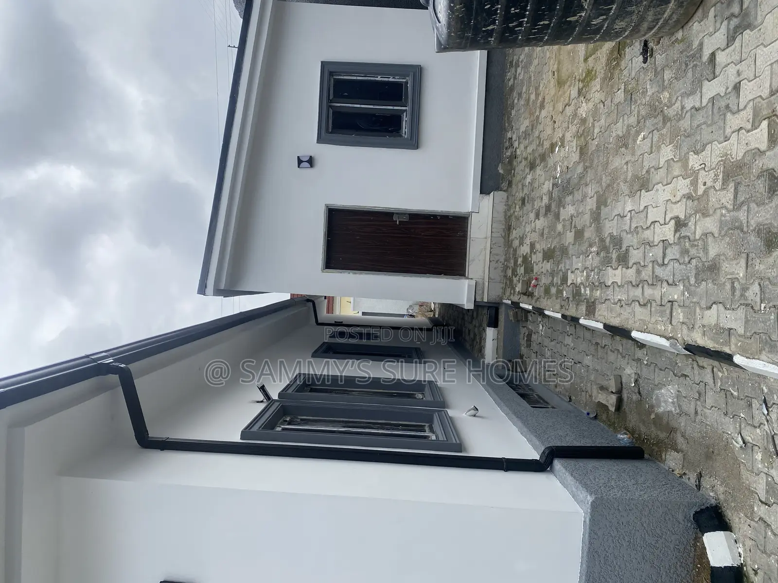 3bdrm Bungalow in Queens Estate, Gwarinpa for sale in Gwarinpa