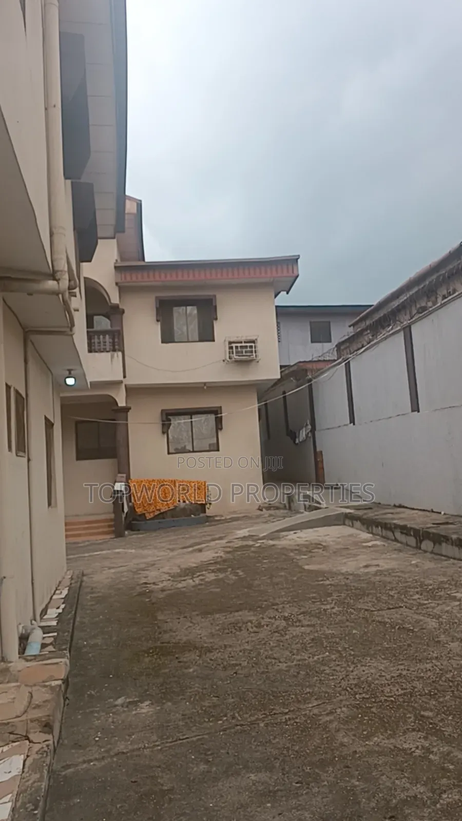 6bdrm Duplex in Ajayi Road Ogba for sale in Ogba