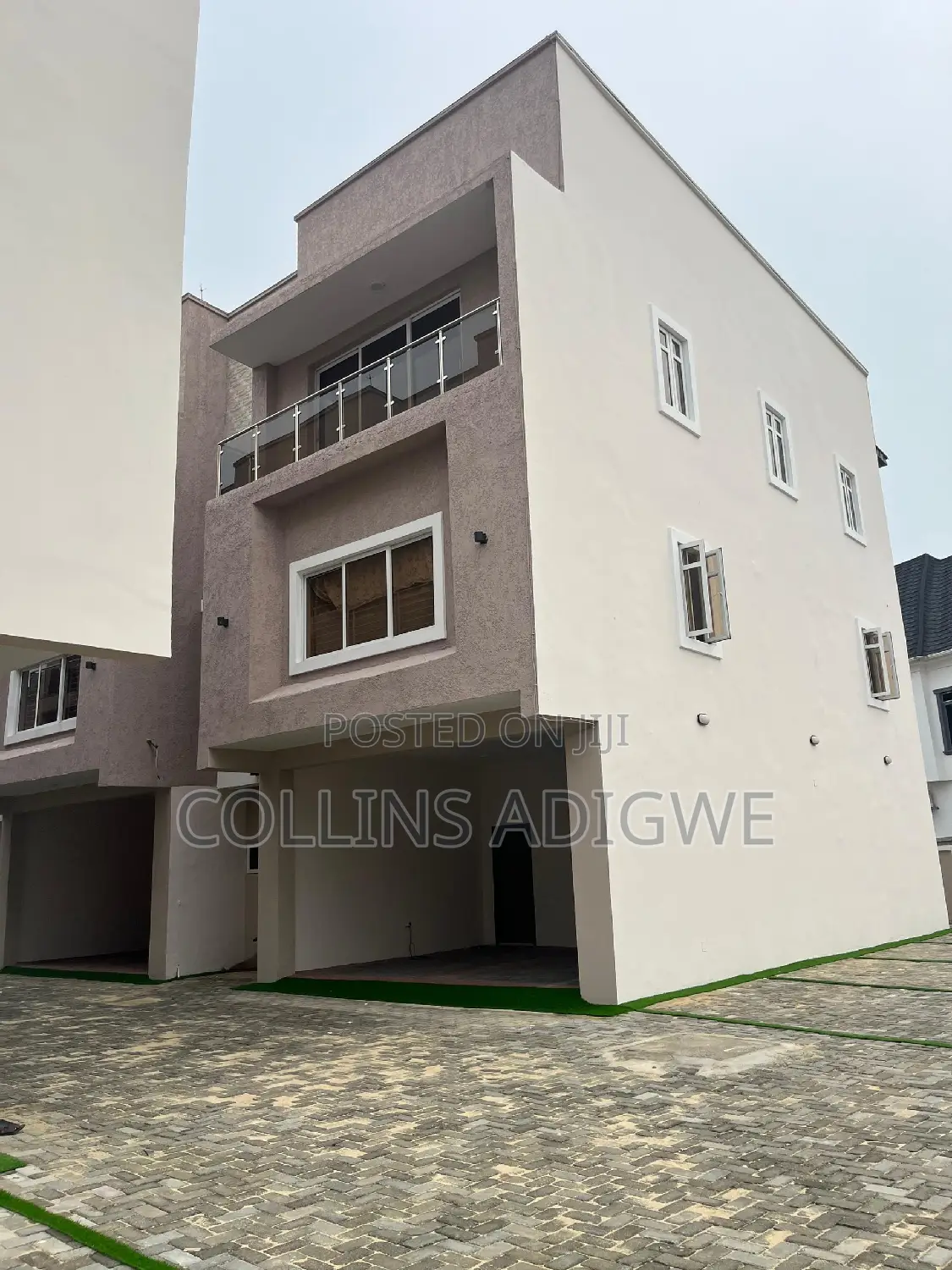 4bdrm Duplex in Oral Estate, Chevron for sale in Chevron