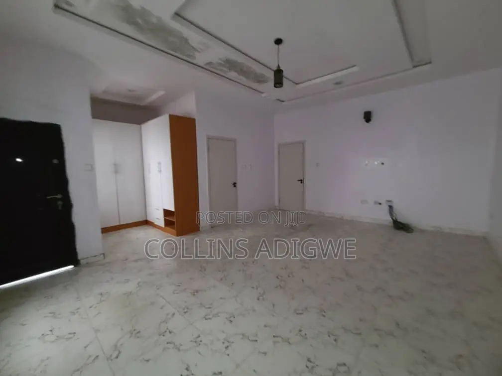 4bdrm Duplex in Oral Estate Chevron for sale in Chevron