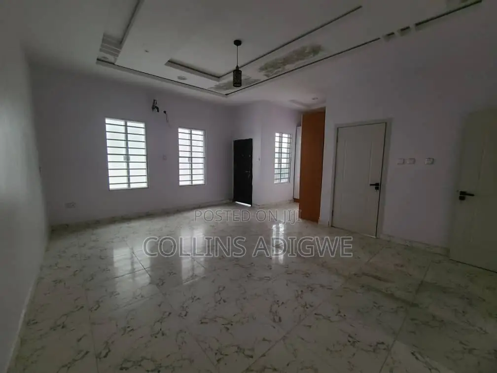 4bdrm Duplex in Oral Estate Chevron for sale in Chevron