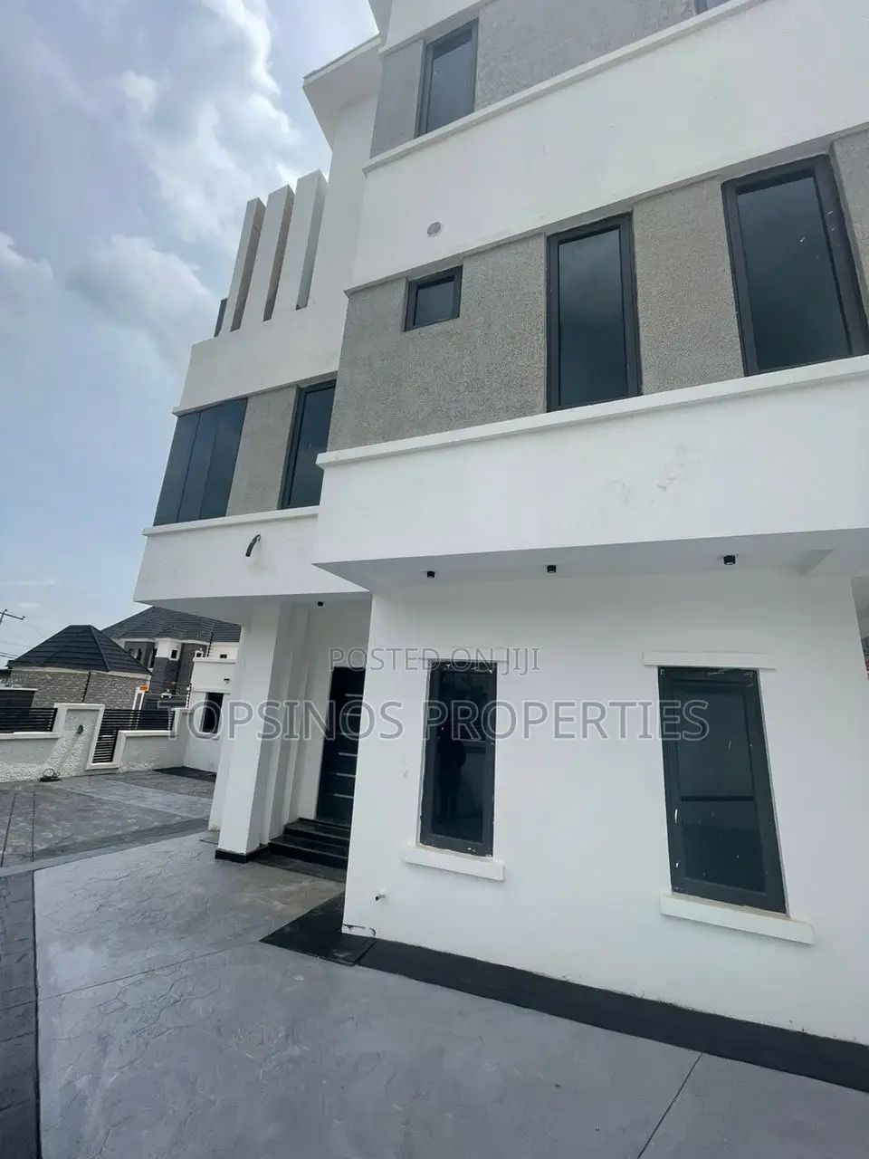 3bdrm Duplex in Dawaki for rent in Dawaki