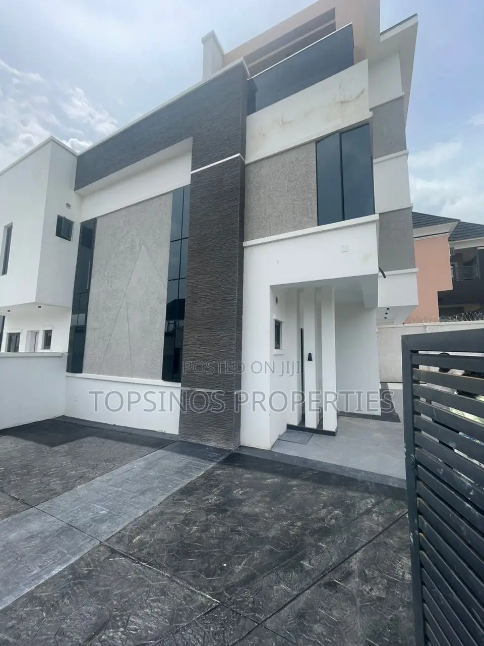 3bdrm Duplex in Dawaki for rent in Dawaki