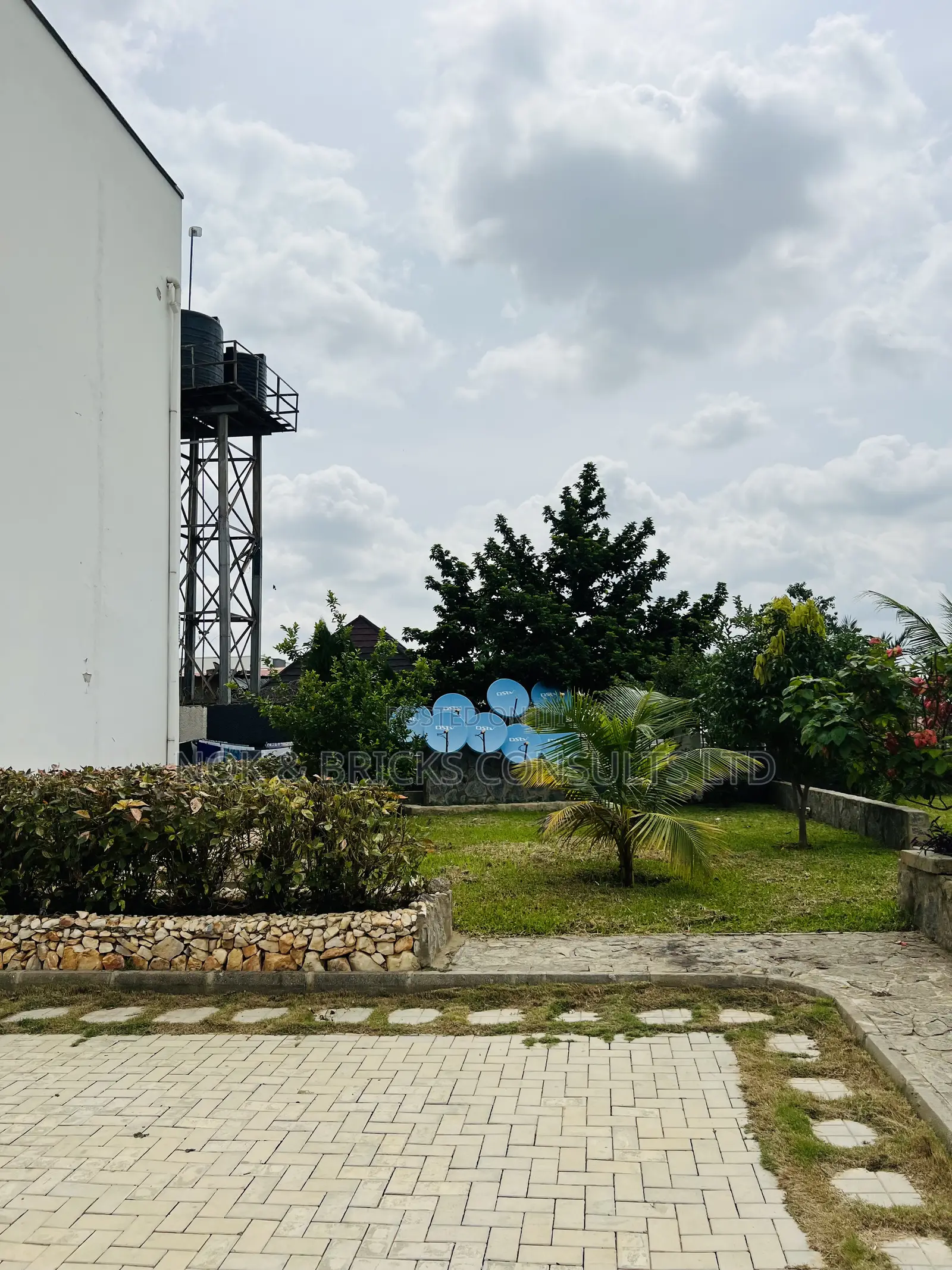4bdrm Duplex in Comfort Homes, Jahi for sale in Jahi