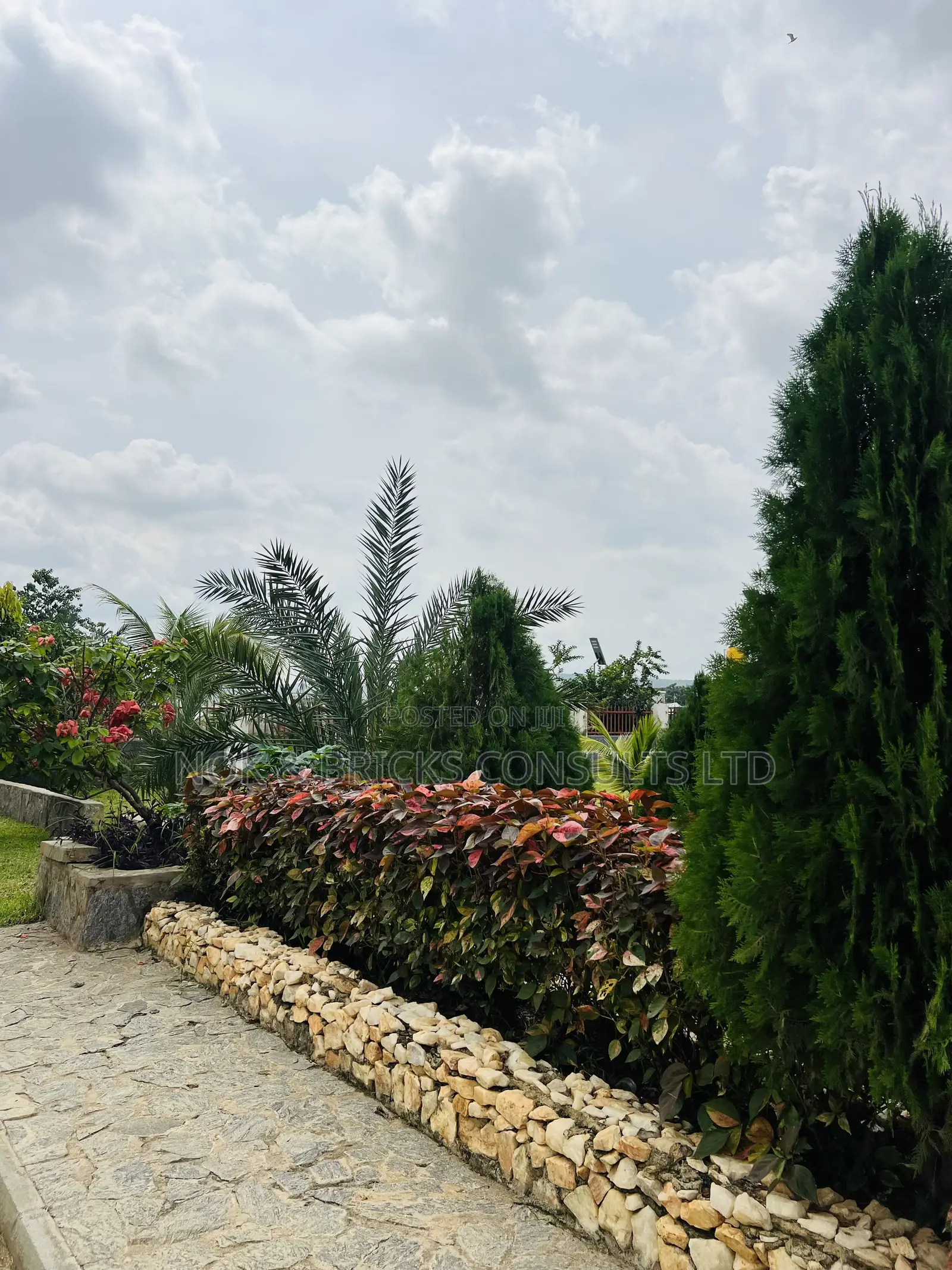 4bdrm Duplex in Comfort Homes, Jahi for sale in Jahi