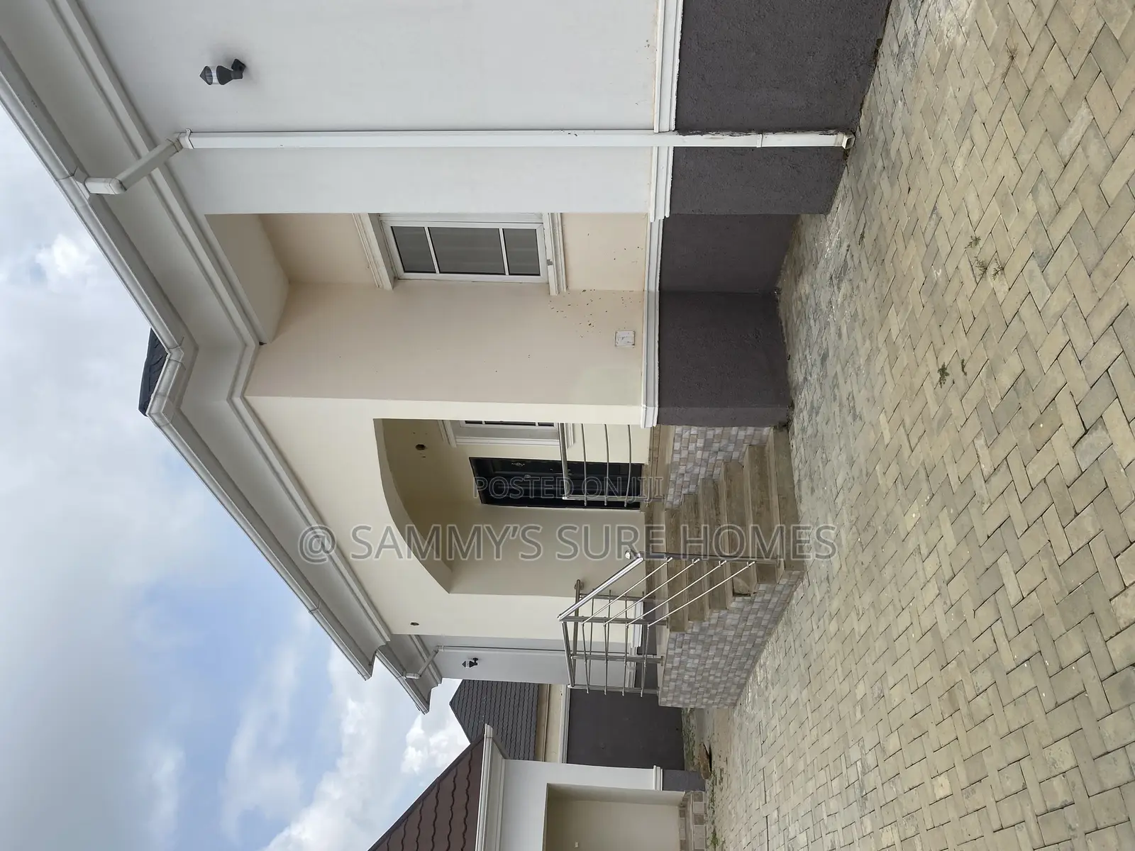 3bdrm Bungalow in Queens Estate, Gwarinpa for rent in Gwarinpa