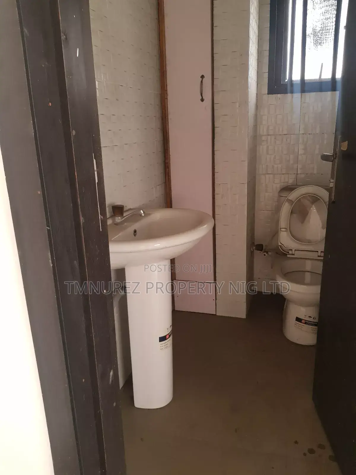 324 SQM Warehouse for Rent at Lekki Phase1 Per SQM in Lekki