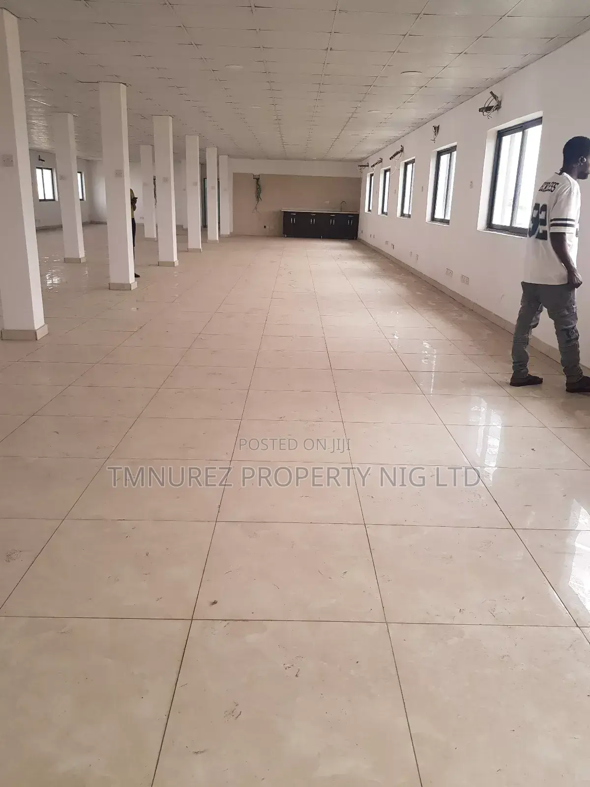 324 SQM Warehouse for Rent at Lekki Phase1 Per SQM in Lekki