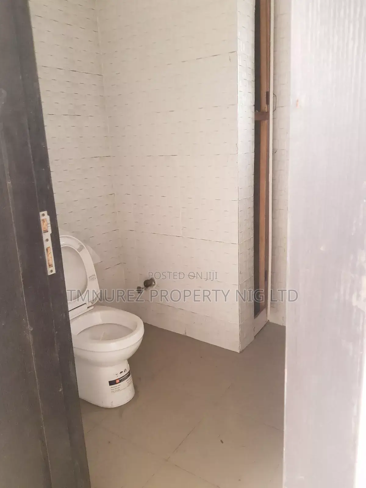 324 SQM Warehouse for Rent at Lekki Phase1 Per SQM in Lekki