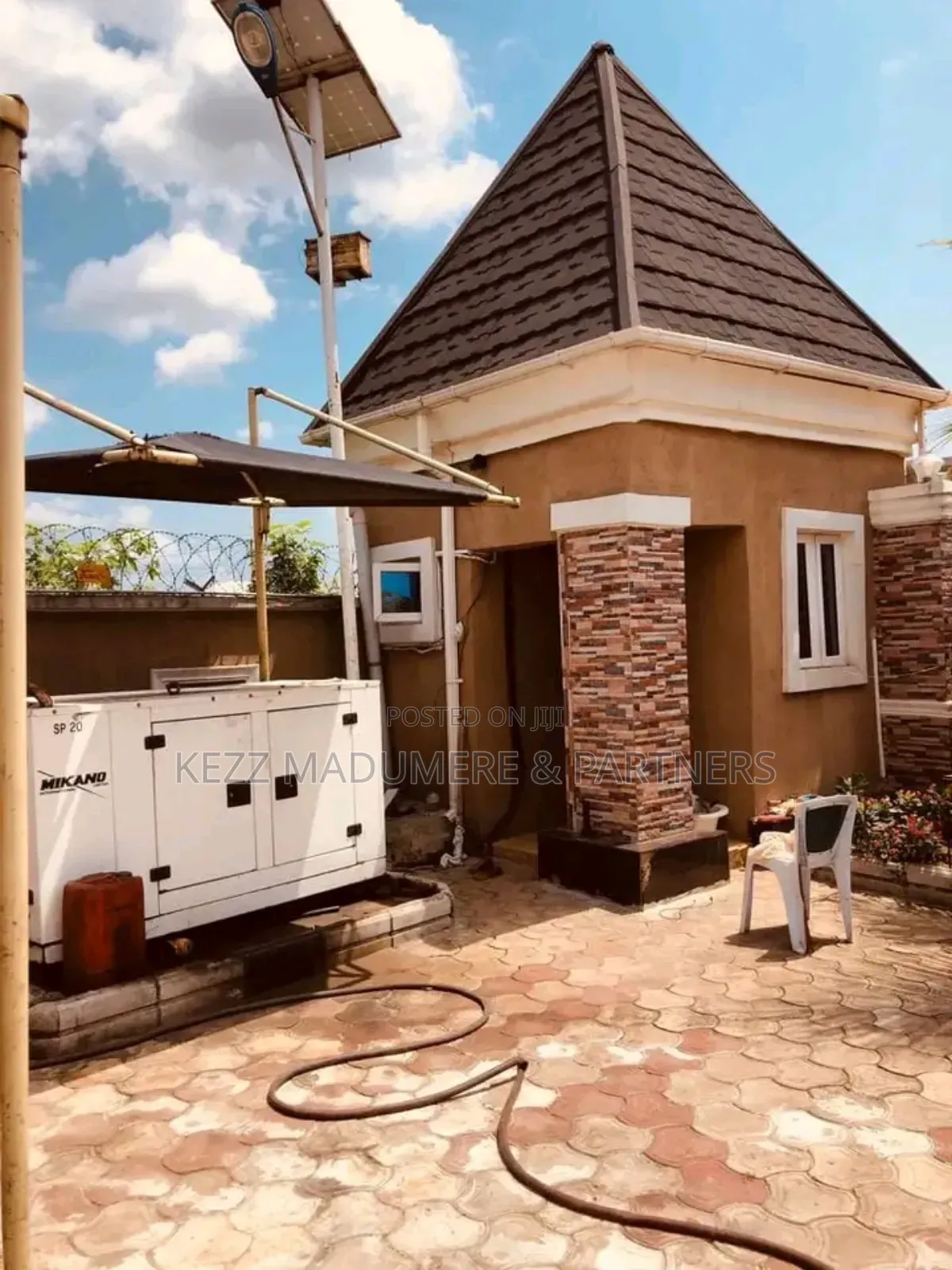 4bdrm Duplex in Umuosu Naze , Owerri for sale in Owerri