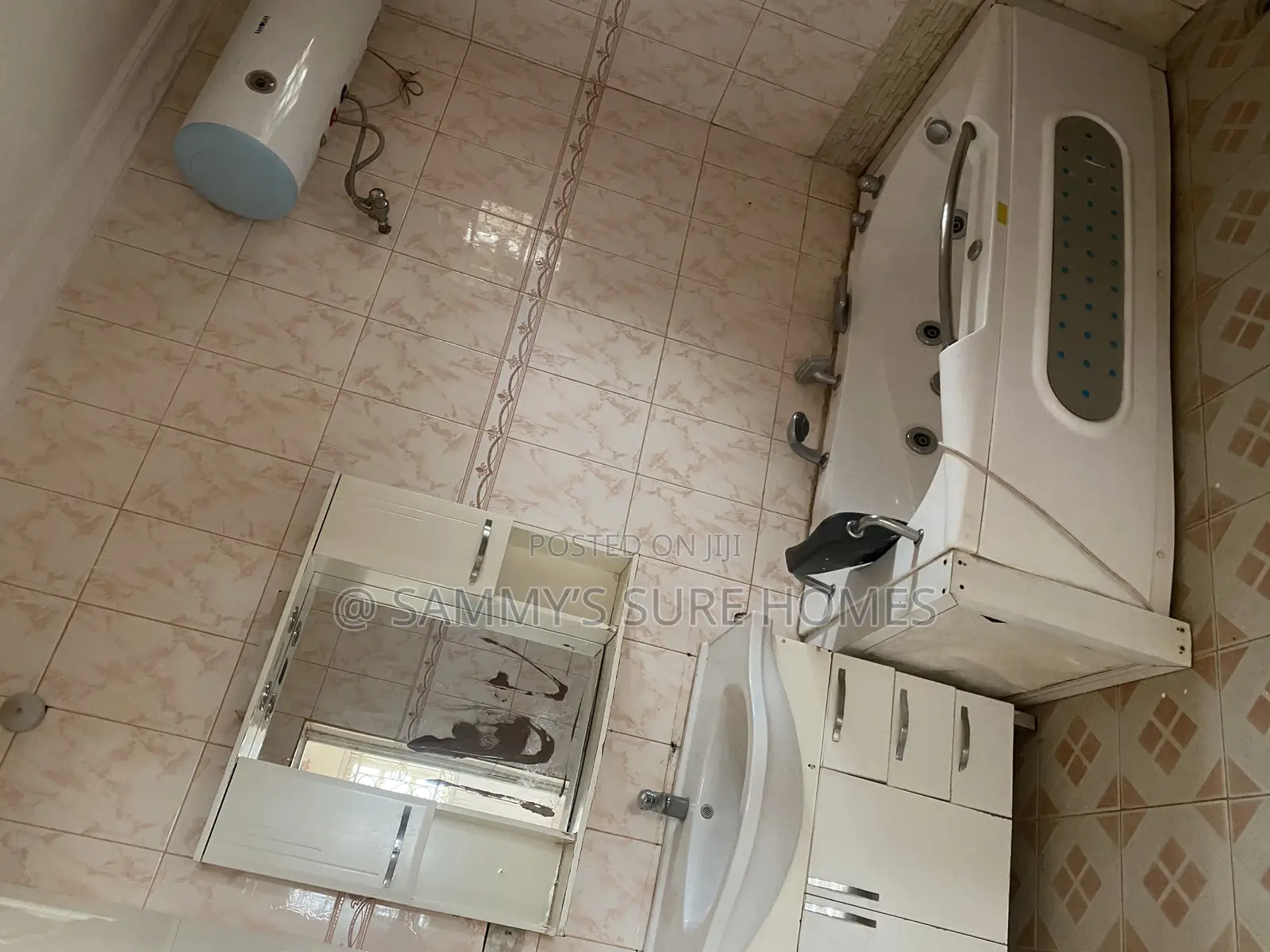 4bdrm Duplex in Fyne Stone Estate, Gwarinpa for rent in Gwarinpa