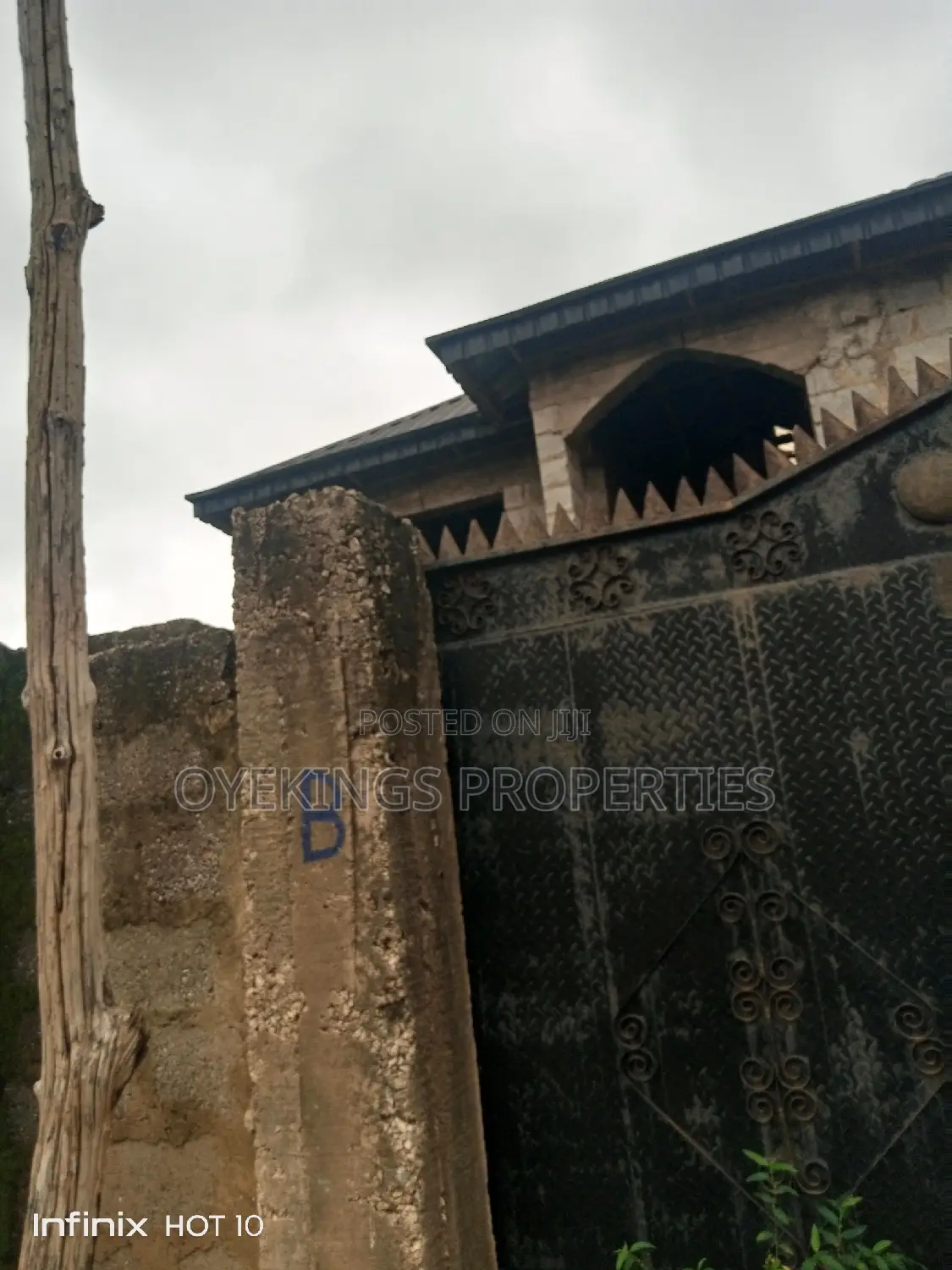 16bdrm House in Polytechnic, Ibadan, Akala Express for sale in Akala Express