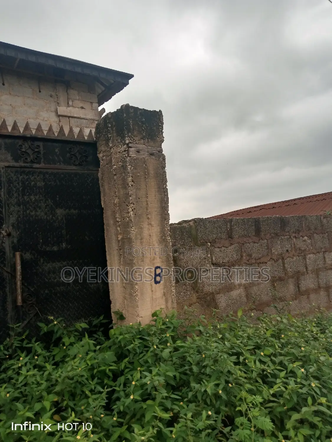 16bdrm House in Polytechnic, Ibadan, Akala Express for sale in Akala Express