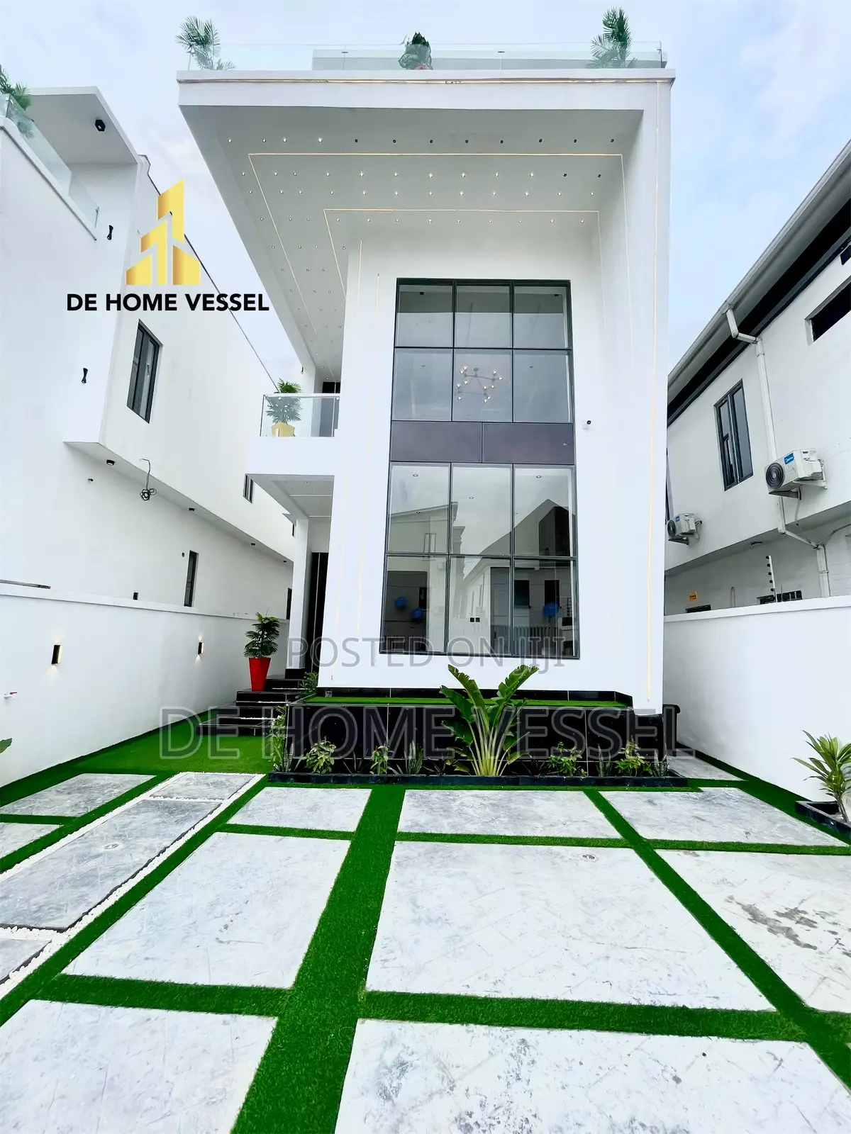 5bdrm Duplex in Lekki for sale in Lekki