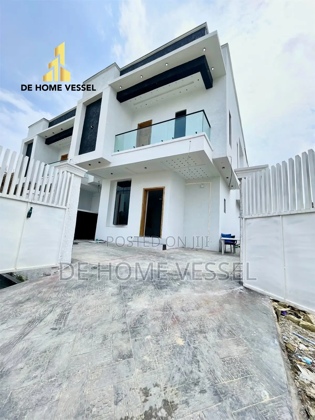 4bdrm Duplex in Lekki for sale in Lekki