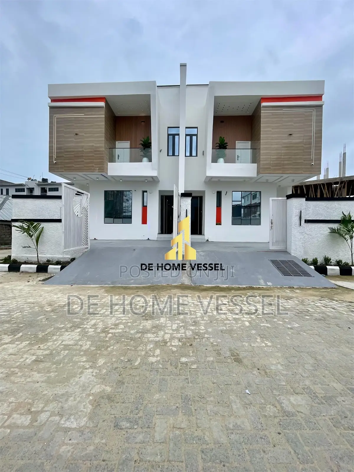4bdrm Duplex in Lekki for sale in Lekki