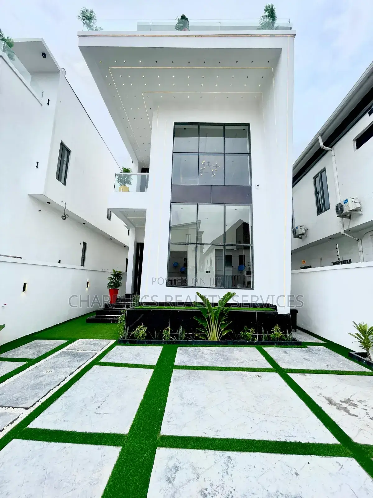 5bdrm Duplex in Ajah for sale in Ajah
