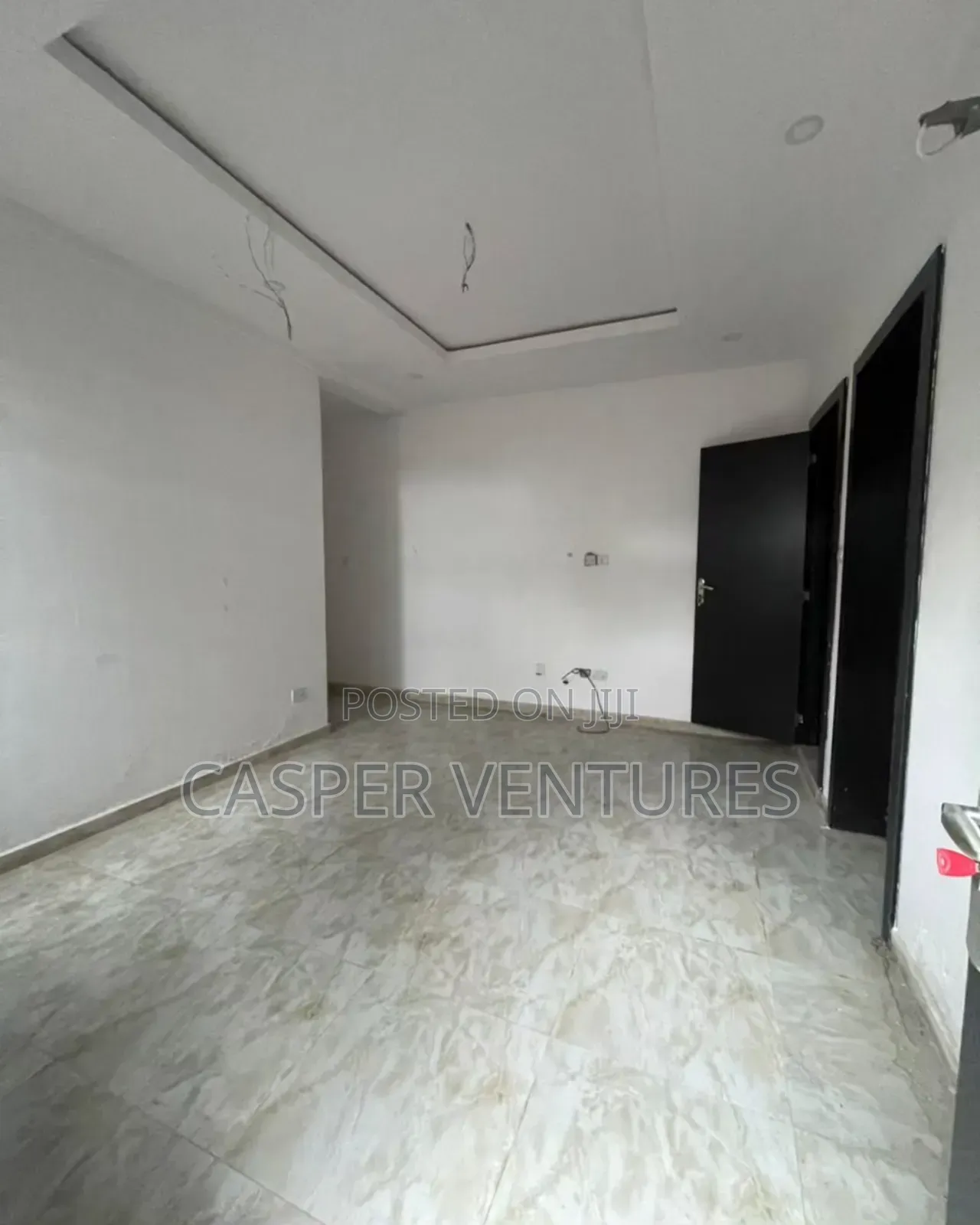 1bdrm Room & Parlour in Elegushi for sale in Ikate-Elegushi