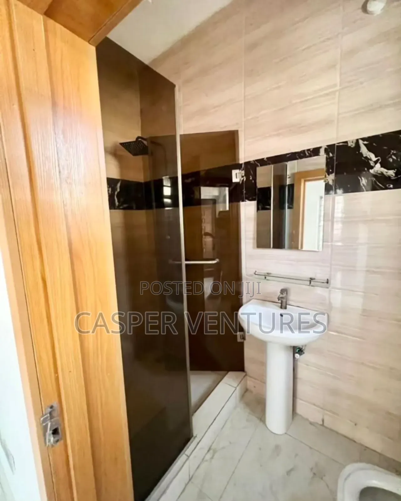 1bdrm Shared Apartment in Gra, Ikota for rent in Ikota