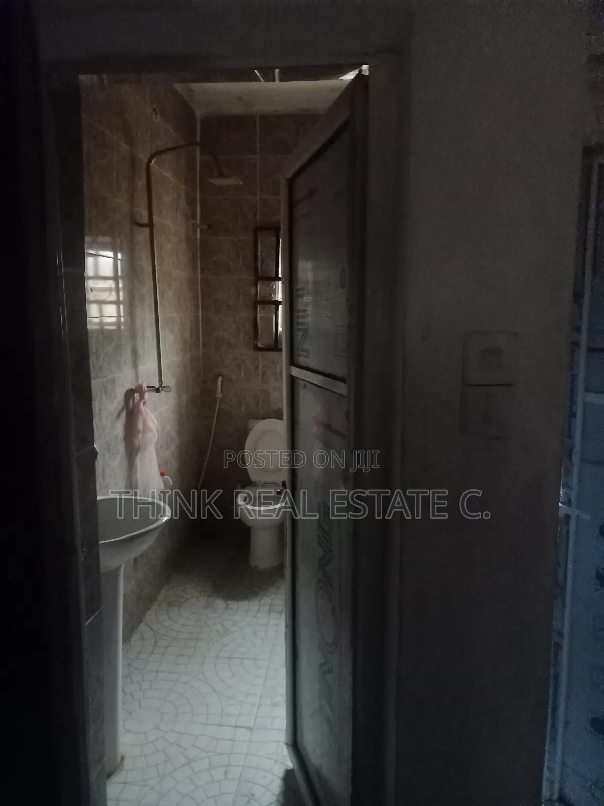 3bdrm House in Ebo,Airport Road, Benin City for rent in Benin City