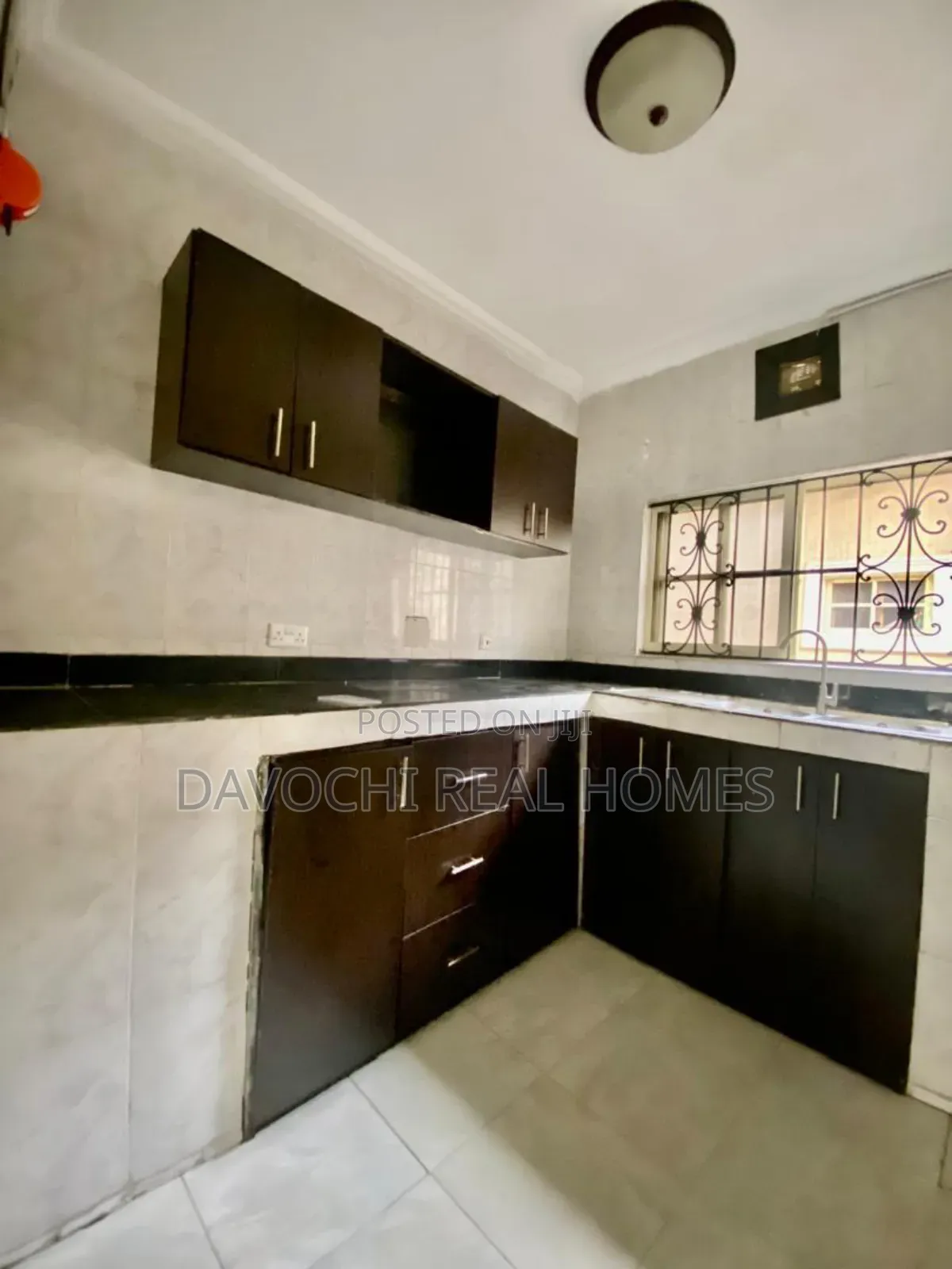 Mini Flat in Lekki Ikate for rent in Lekki