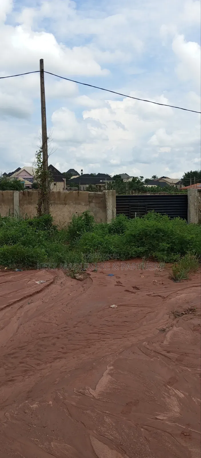 For Sale : 8 Plots Aba Rd, Umuahia in Umuahia