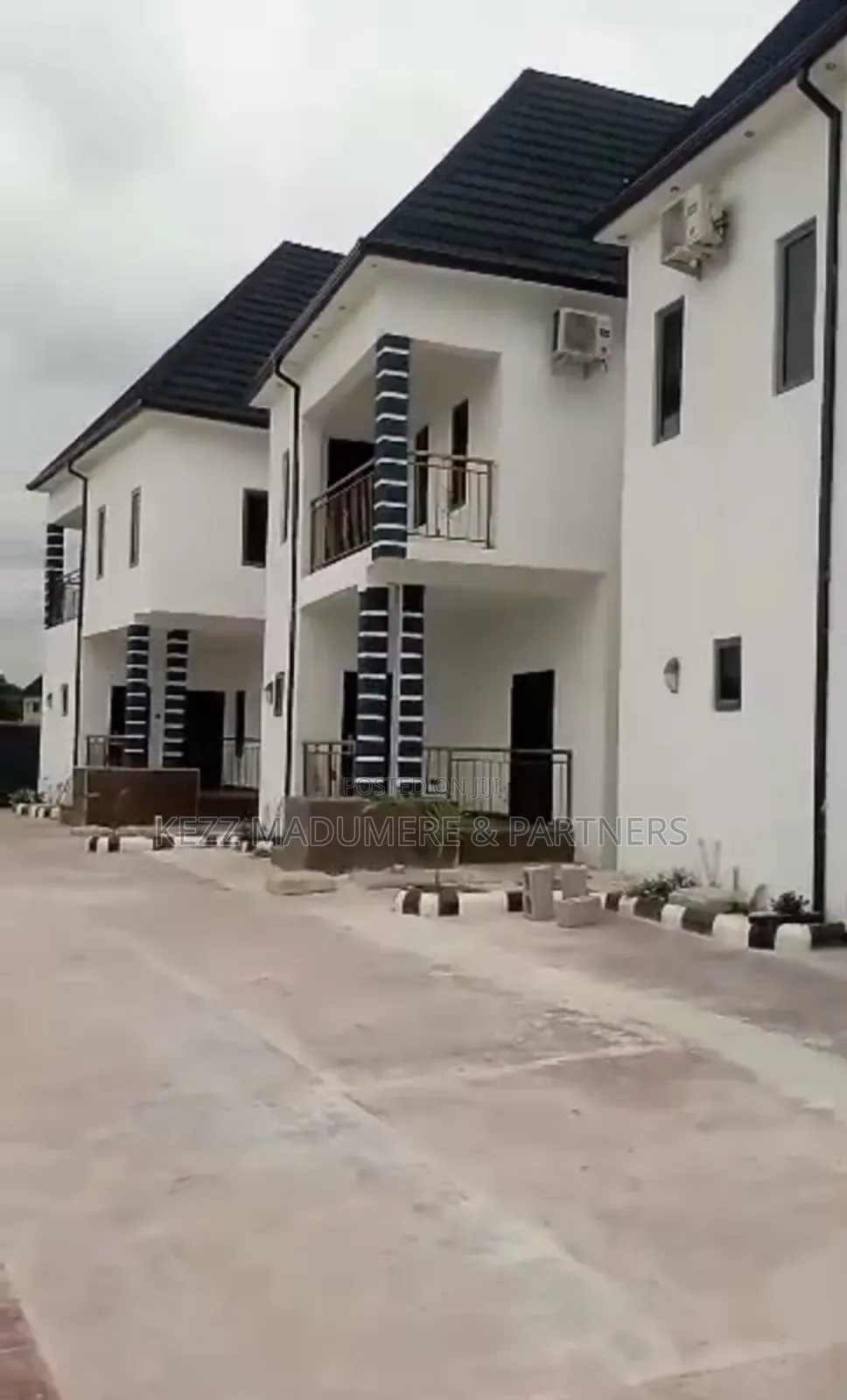 Furnished 9bdrm Maisonette in Gated Estate, Off for sale in Port-Harcourt
