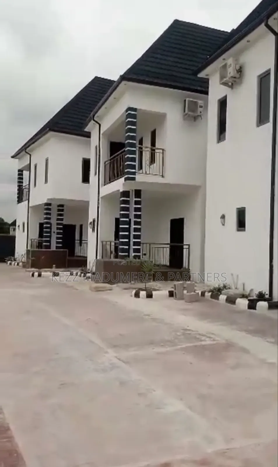 Furnished 9bdrm Maisonette in Gated Estate, Off for sale in Port-Harcourt