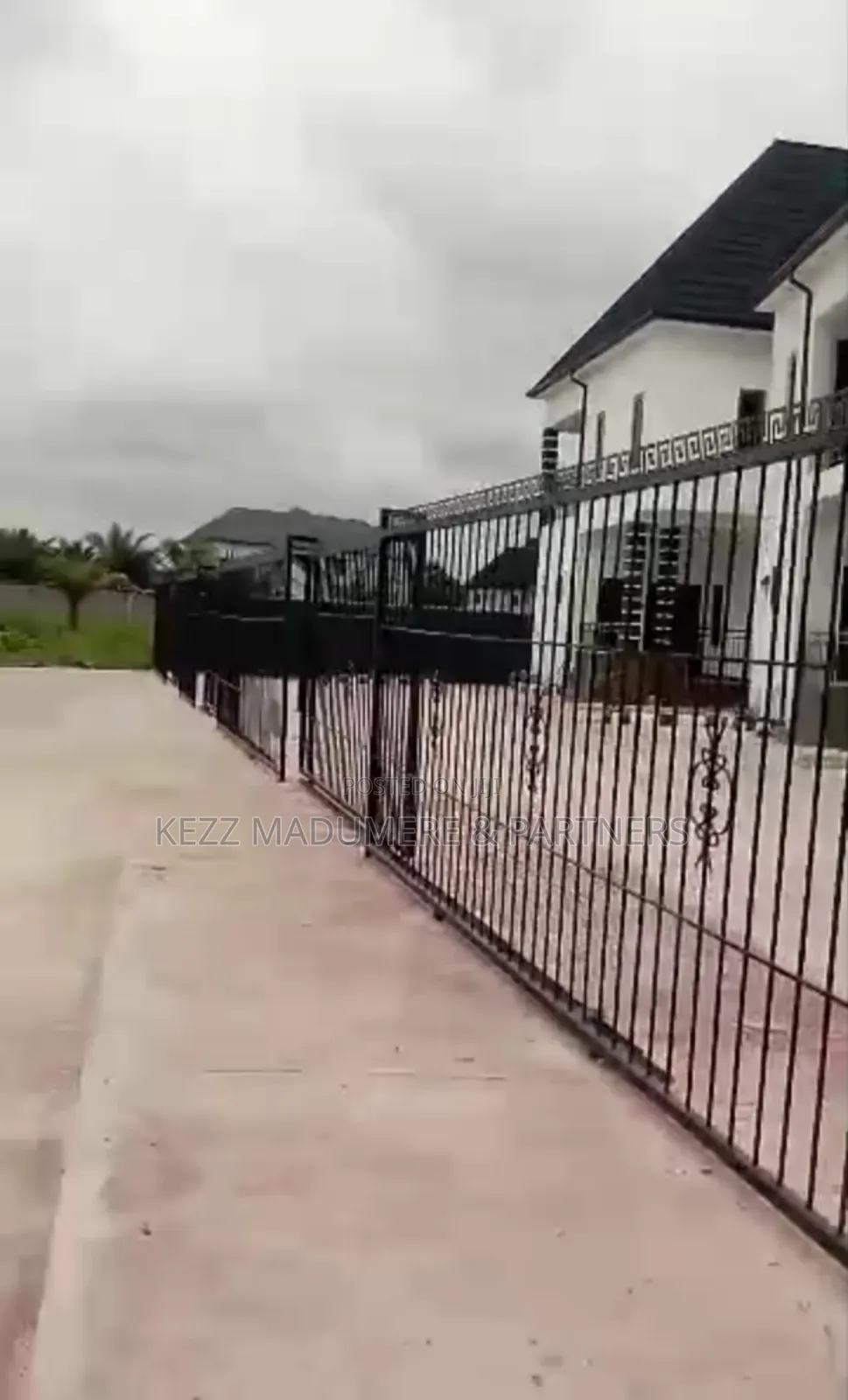Furnished 9bdrm Maisonette in Gated Estate, Off for sale in Port-Harcourt