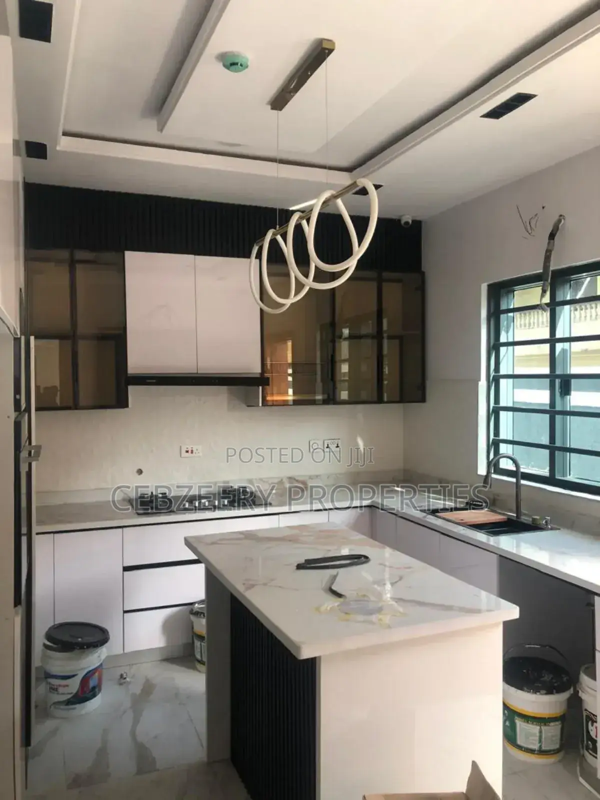 5bdrm Duplex in Omole Estate for sale in Omole Phase 1
