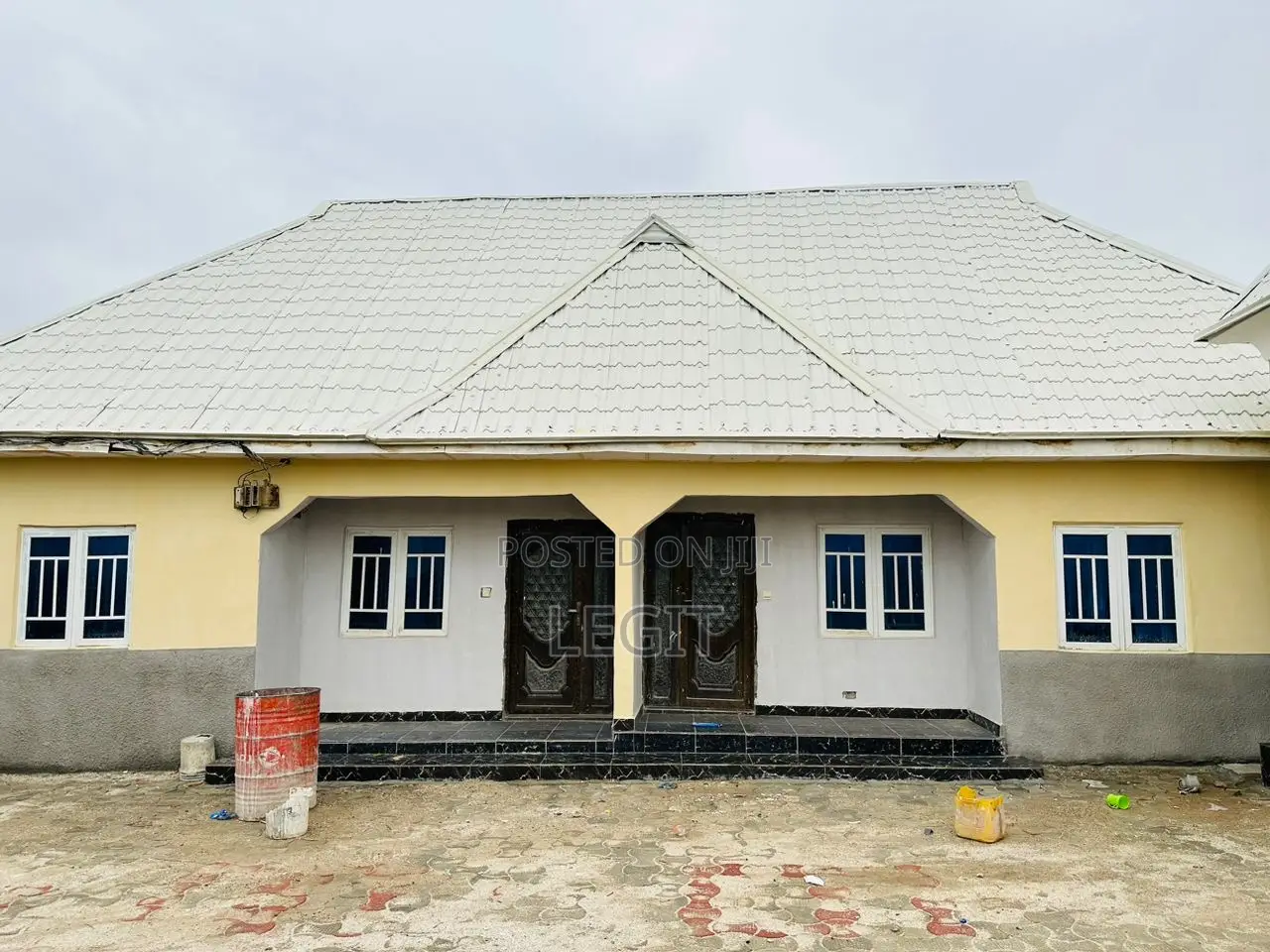 3bdrm Block of Flats in Minna for sale in Minna