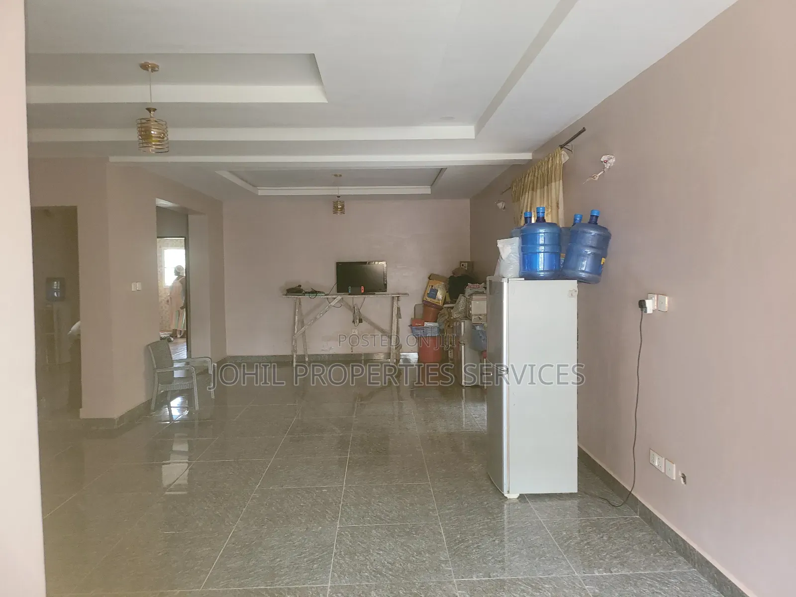 3bdrm Block of Flats in Wuye for sale in Wuye