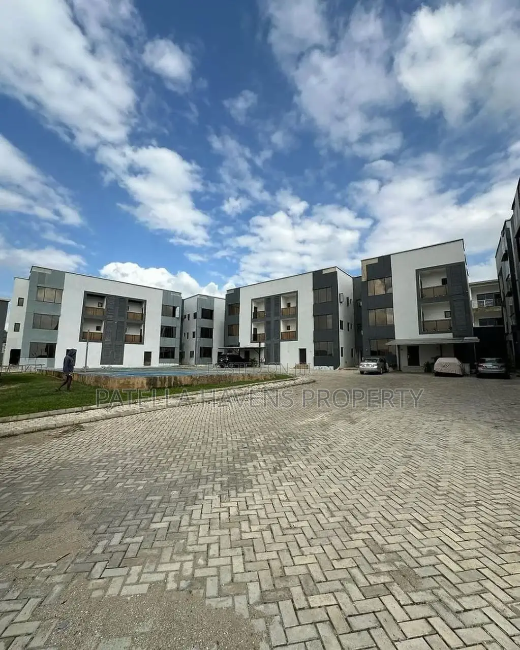 4bdrm Townhouse/Terrace in Life Camp for sale in Life Camp