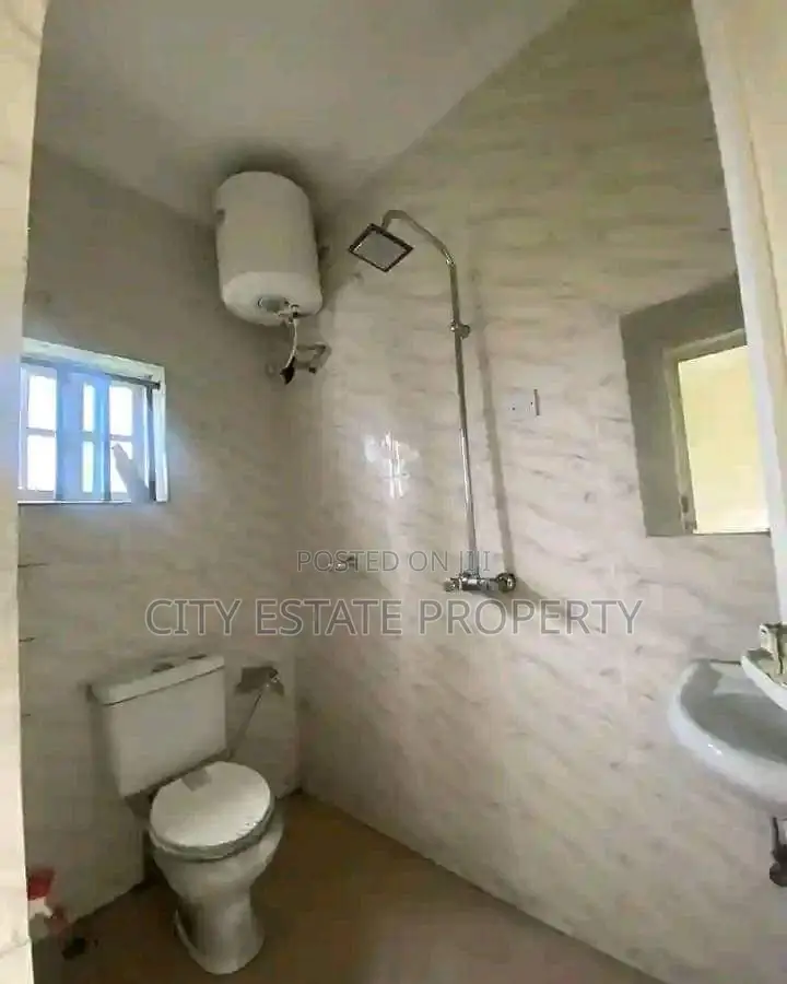 Furnished 8bdrm Block of Flats in Amaechi School, Port-Harcourt in Port-Harcourt