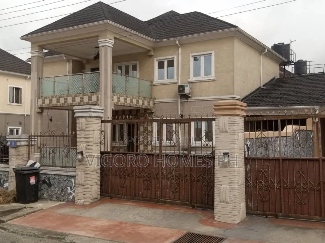 6bdrm Duplex in Harmony Estate, Port-Harcourt for sale in Port-Harcourt