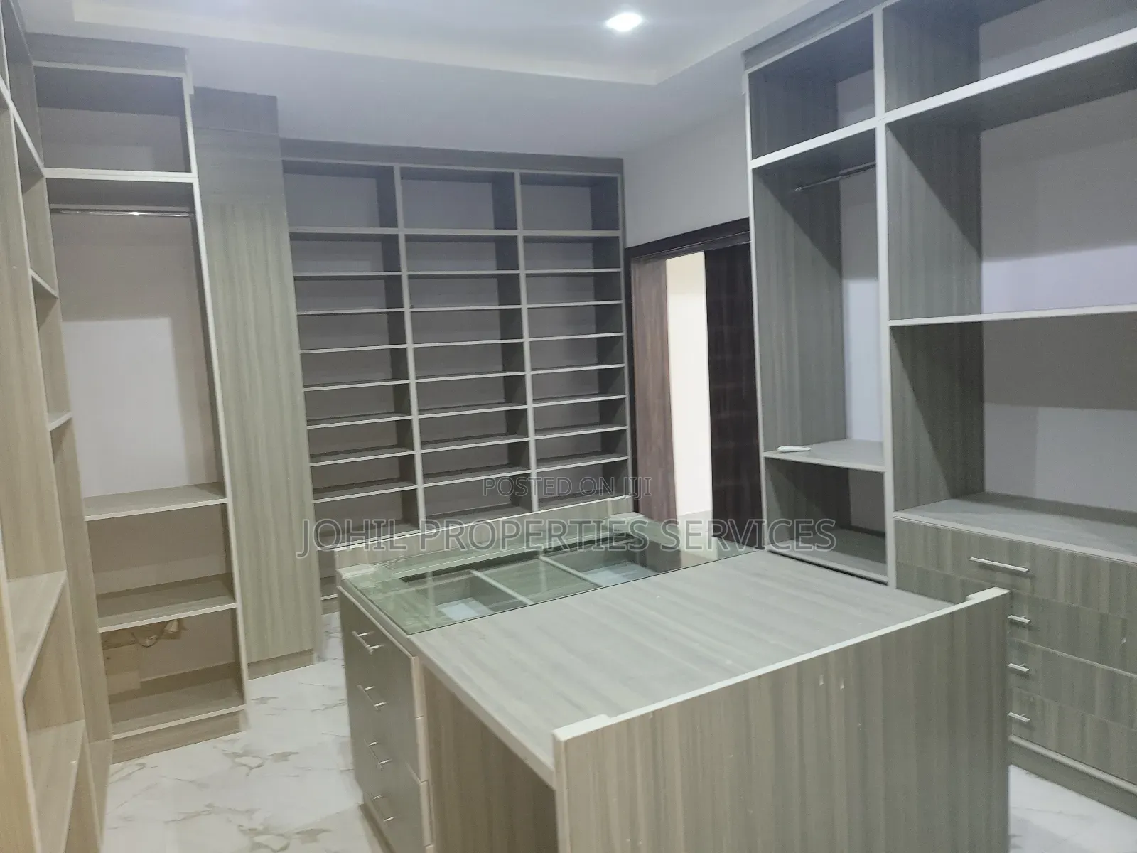 5bdrm Duplex in Guzape District for sale in Guzape District