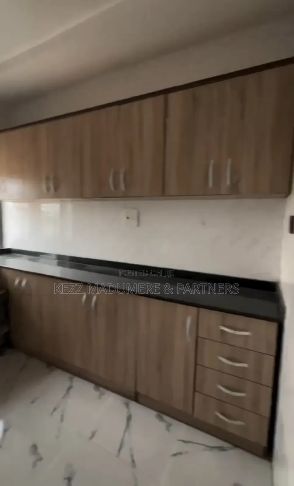6bdrm Duplex in Thinker'S Corner , for sale in Enugu
