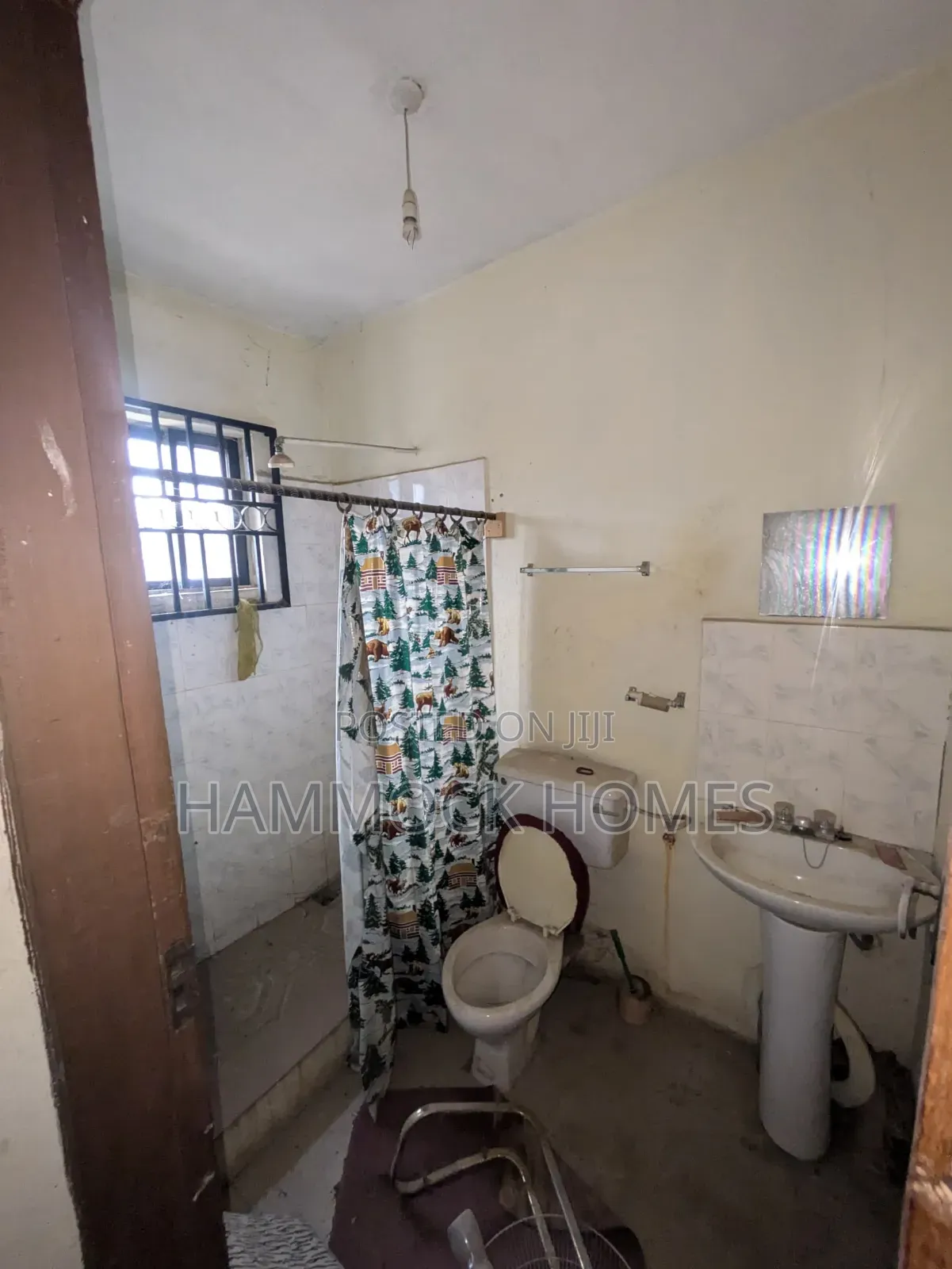 5bdrm Duplex in Salami Somade Estate, Basorun for sale in Basorun
